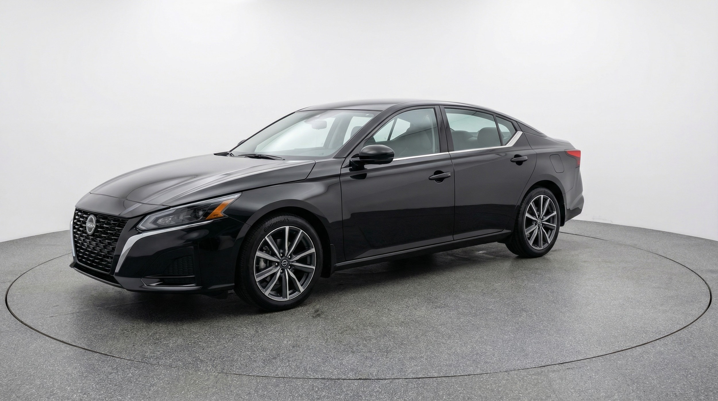 Thumbnail: 2025 Nissan Altima - 3