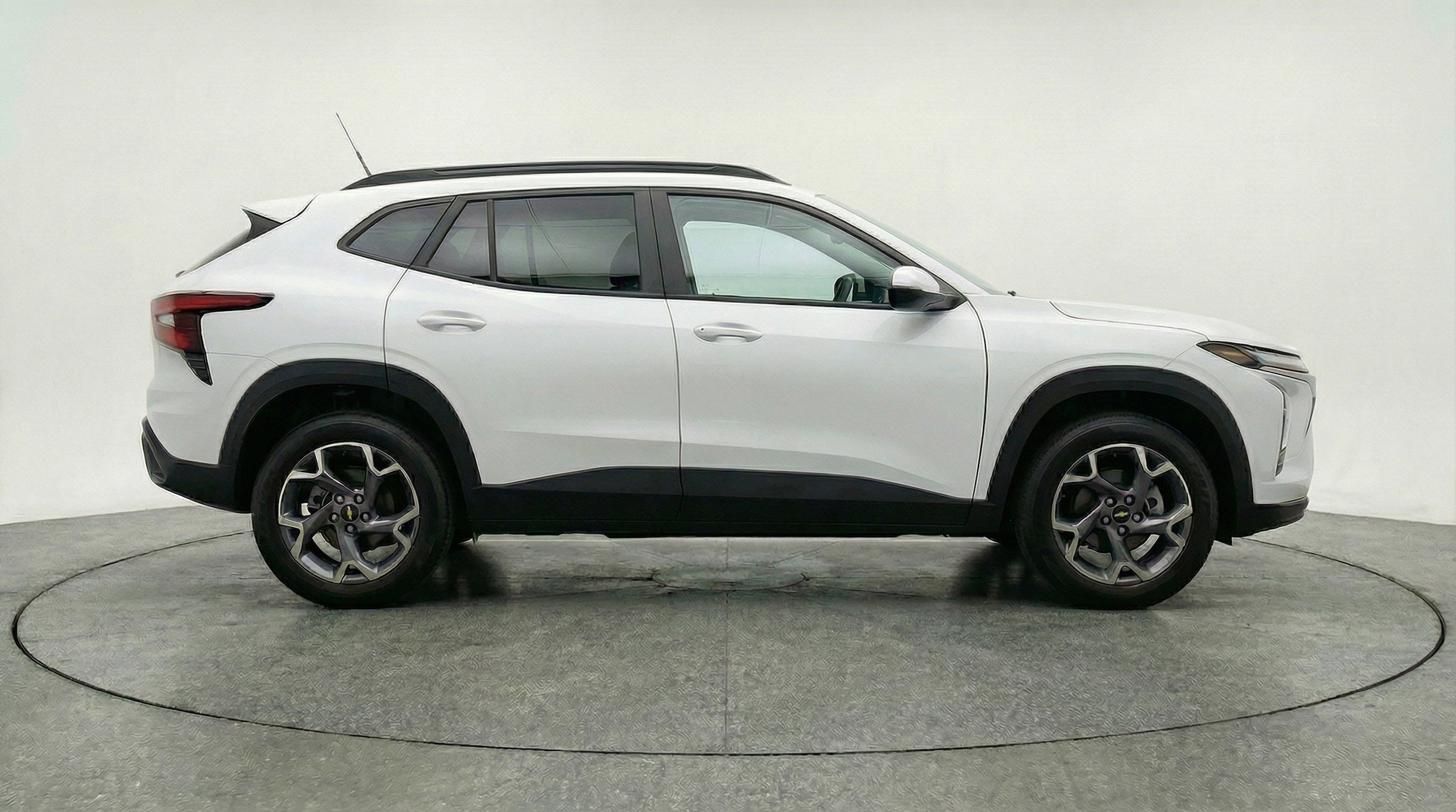 Thumbnail: 2025 Chevrolet Trax - 11