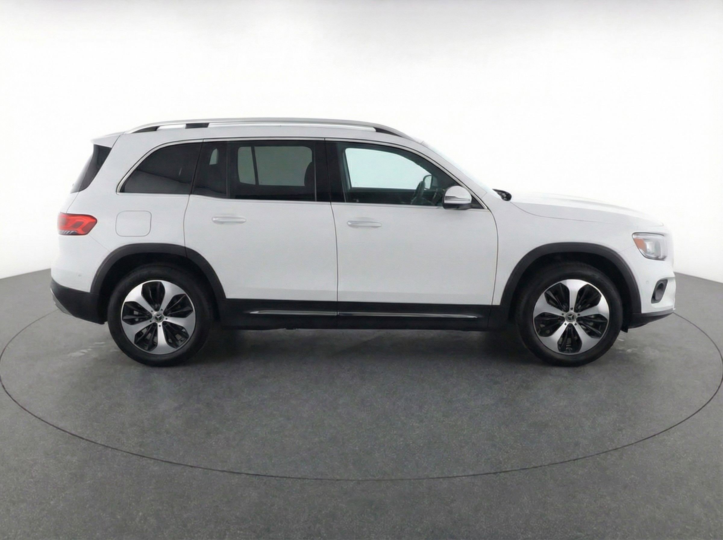 Thumbnail: 2025 Mercedes-Benz GLB - 11