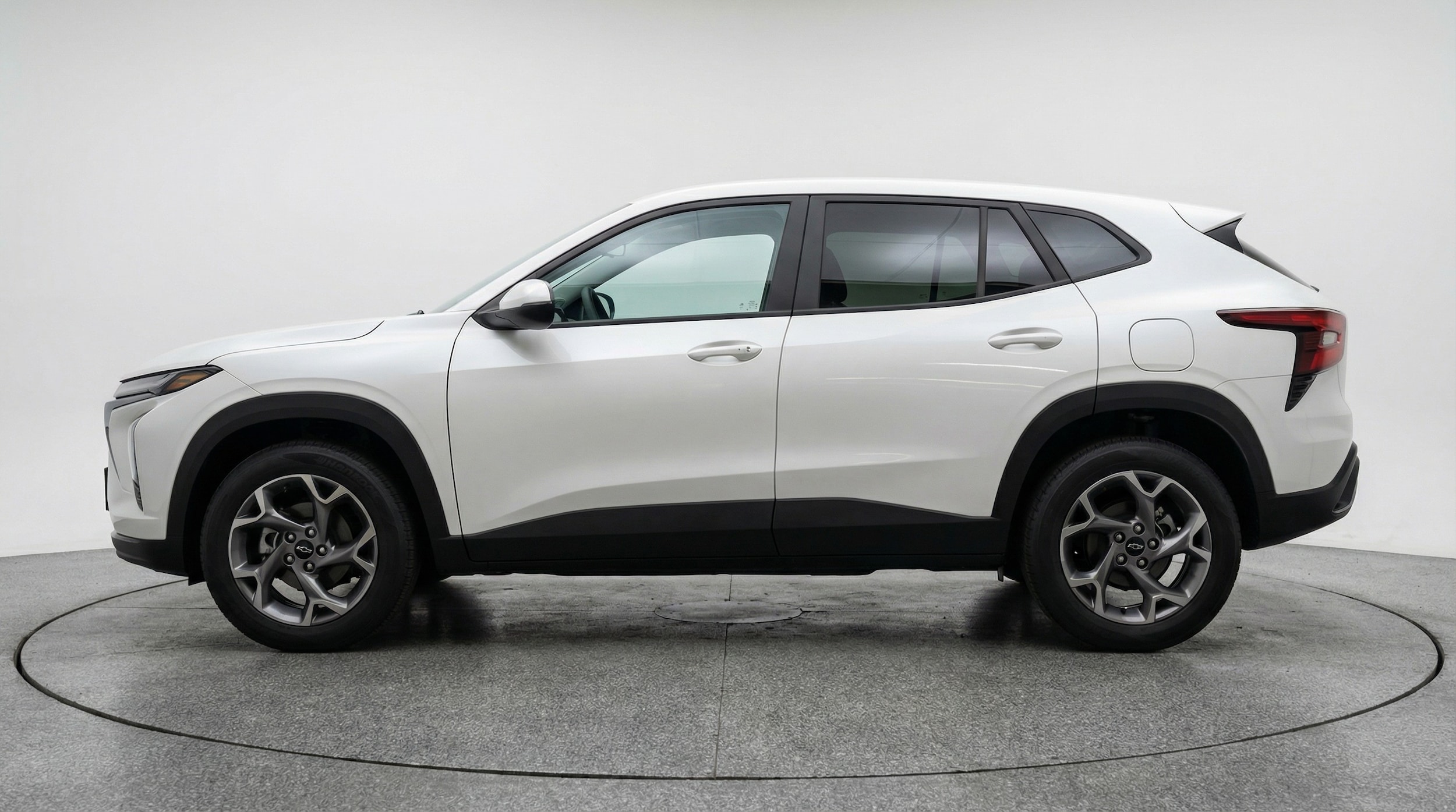 Thumbnail: 2025 Chevrolet Trax - 4