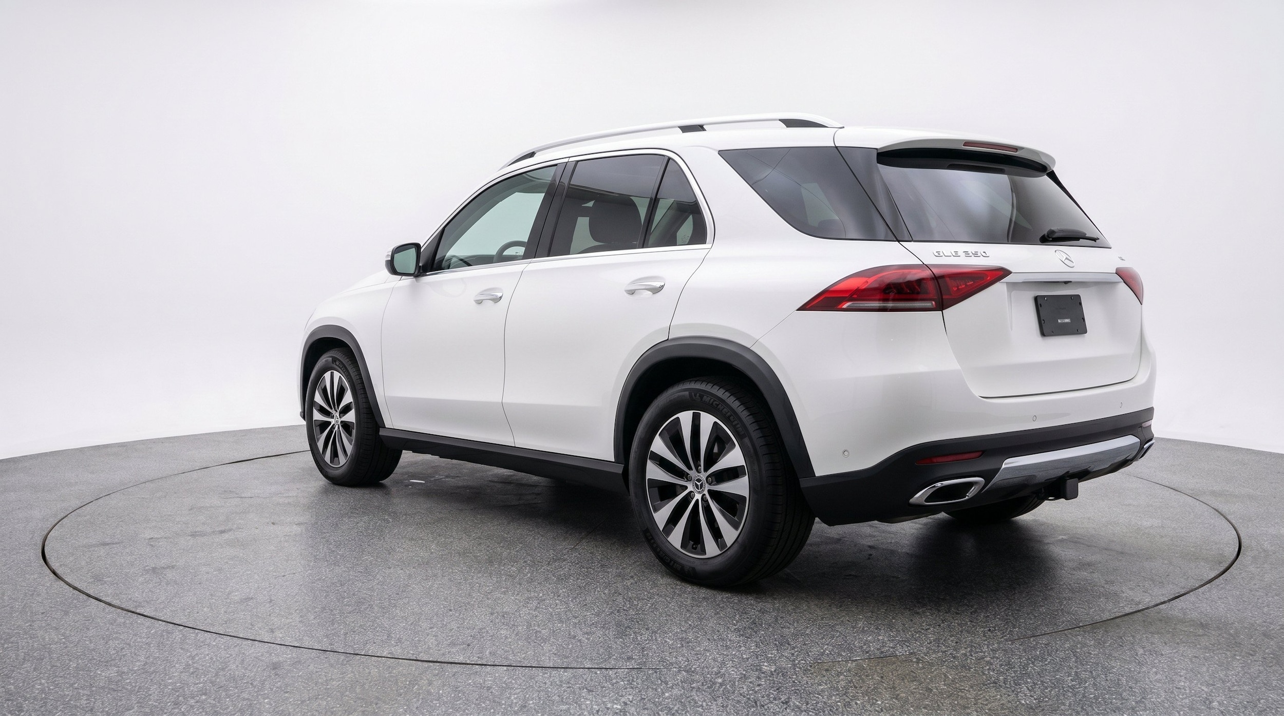 Thumbnail: 2026 Mercedes-Benz GLE - 6