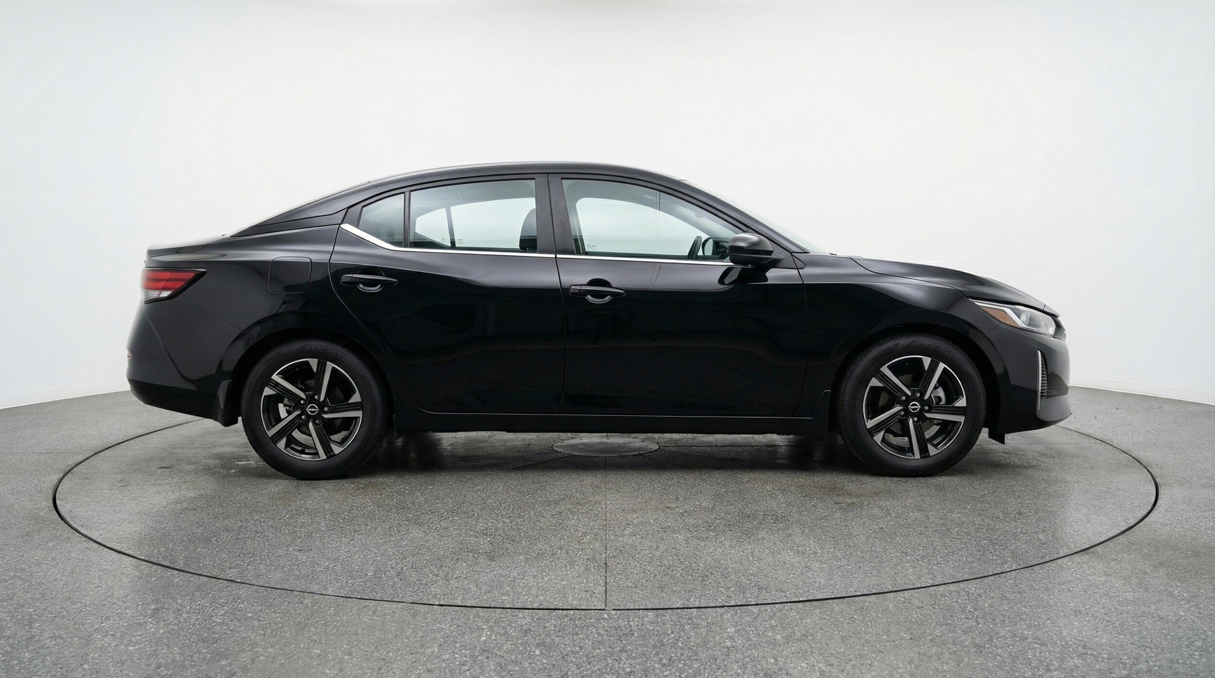 Thumbnail: 2025 Nissan Sentra - 11