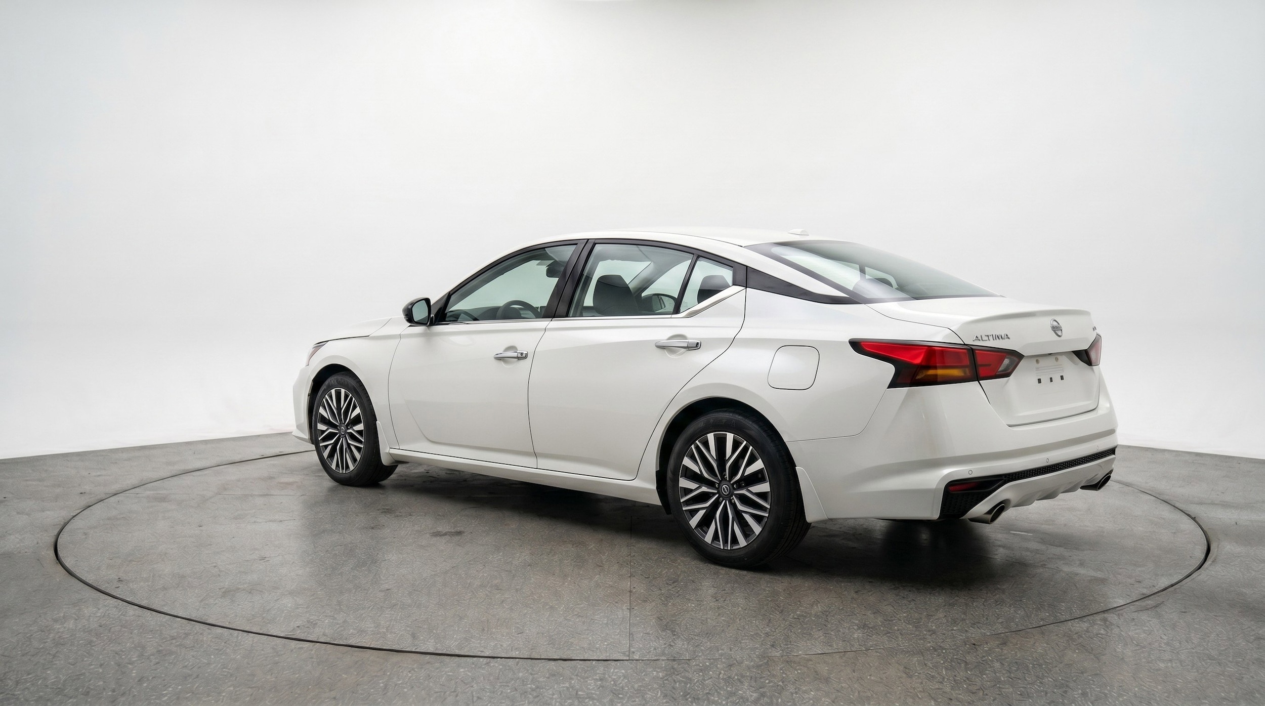 Thumbnail: 2025 Nissan Altima - 6