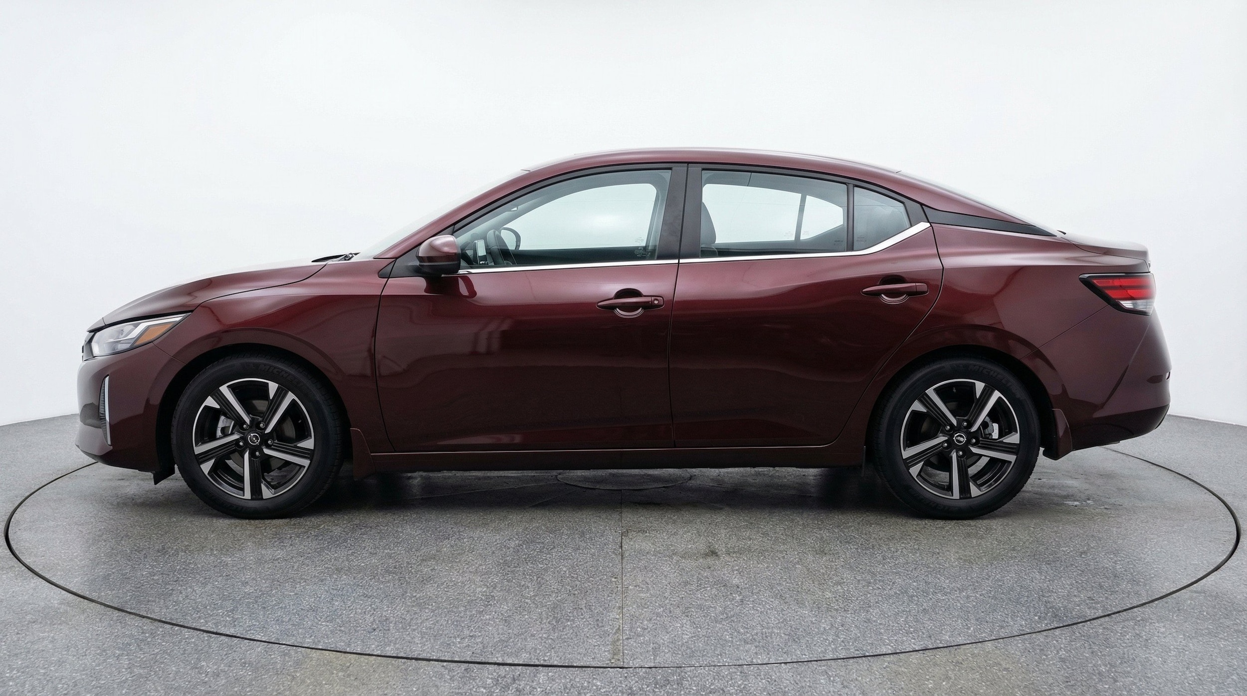 Thumbnail: 2025 Nissan Sentra - 5