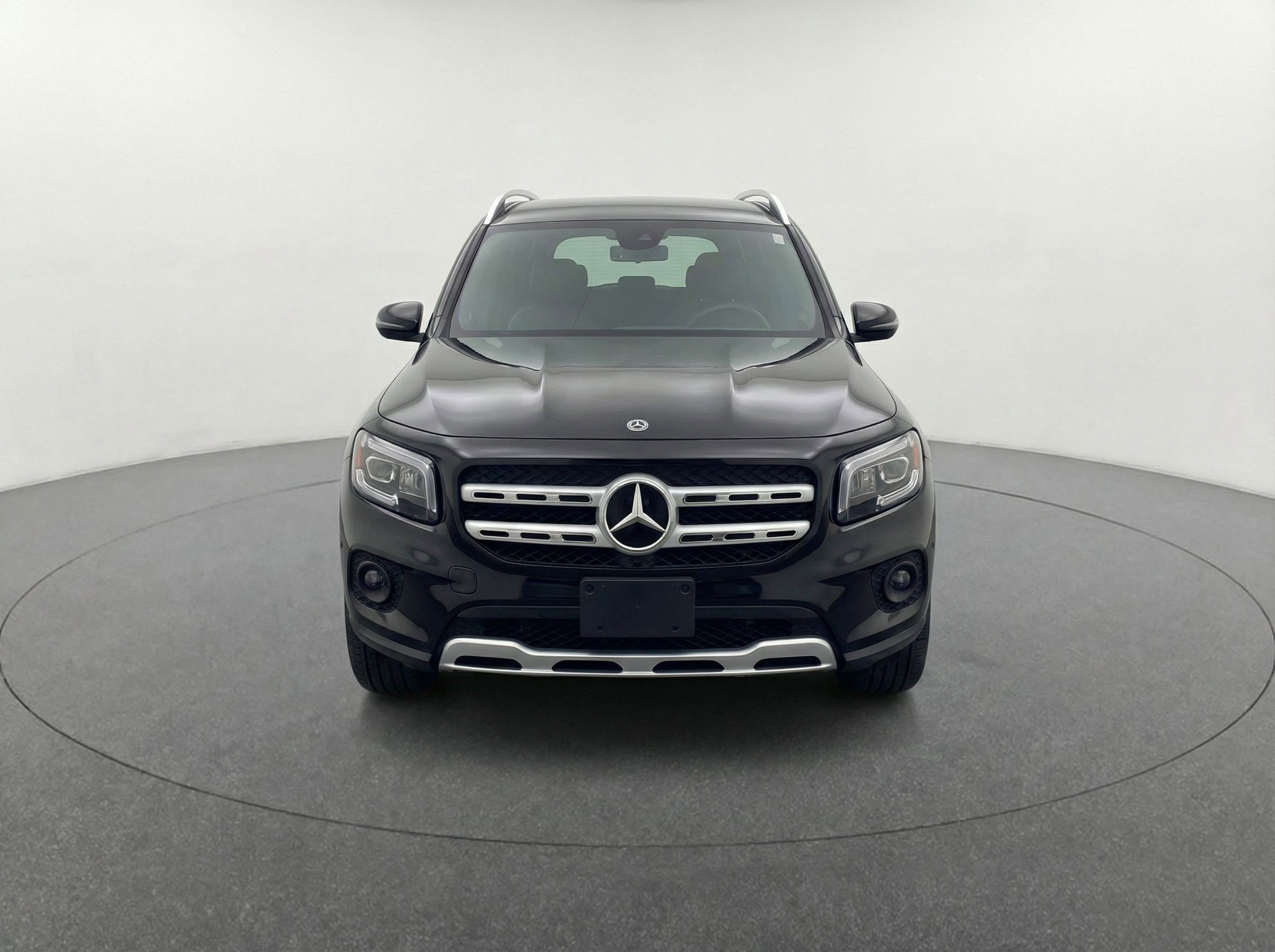 Thumbnail: 2025 Mercedes-Benz GLB - 2