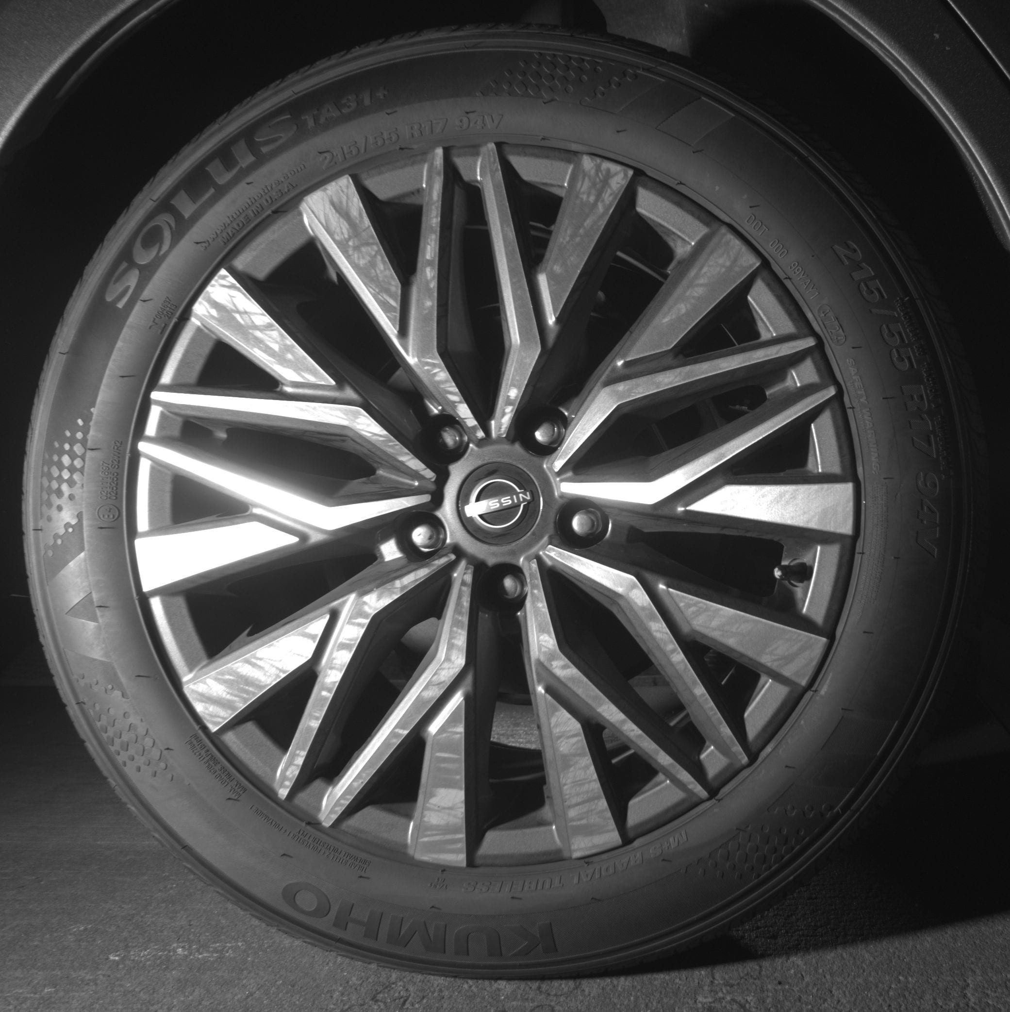 Thumbnail: 2025 Nissan Altima - 12