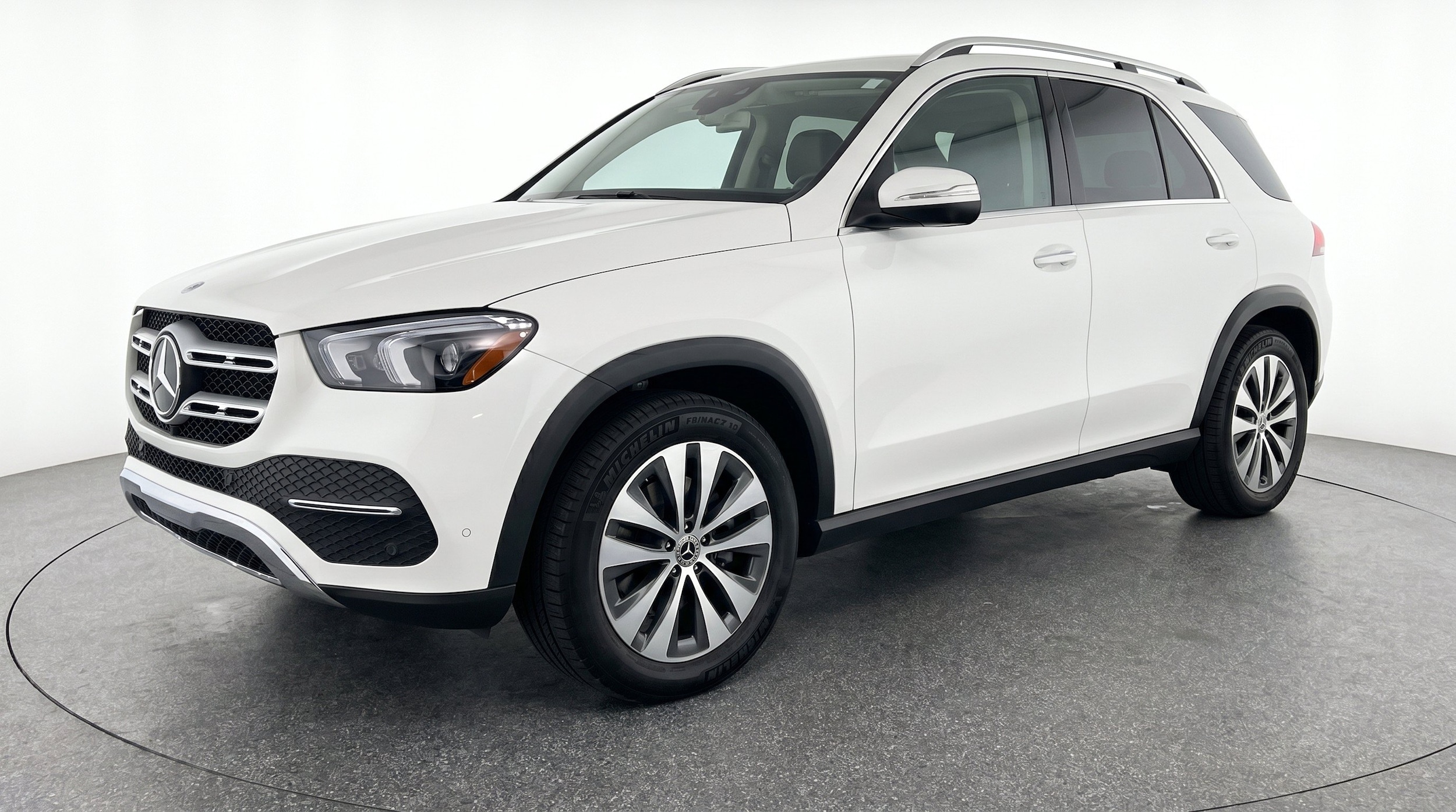 Thumbnail: 2026 Mercedes-Benz GLE - 3