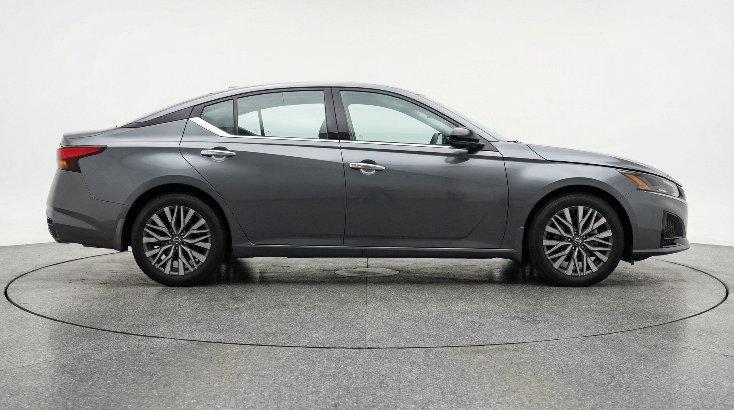 Thumbnail: 2025 Nissan Altima - 8