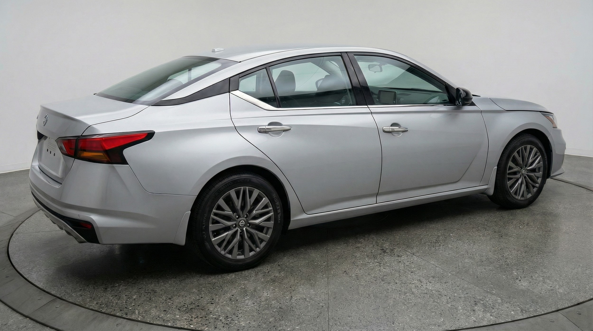 Thumbnail: 2025 Nissan Altima - 7