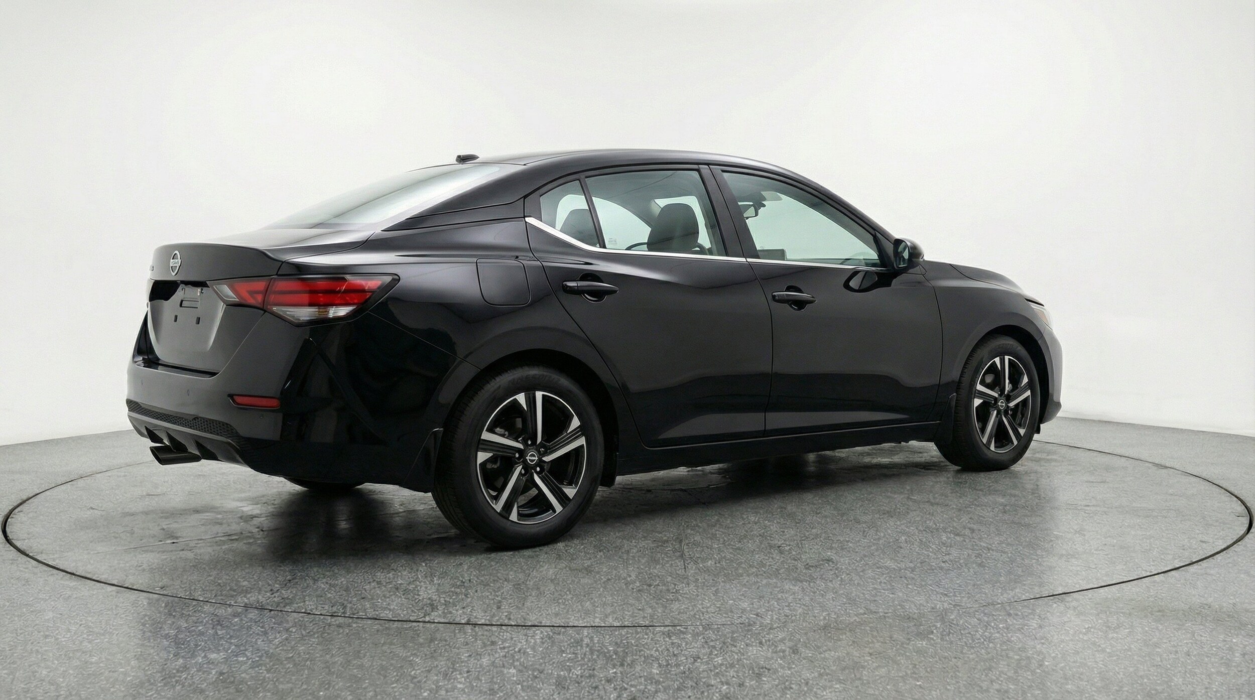 Thumbnail: 2025 Nissan Sentra - 9