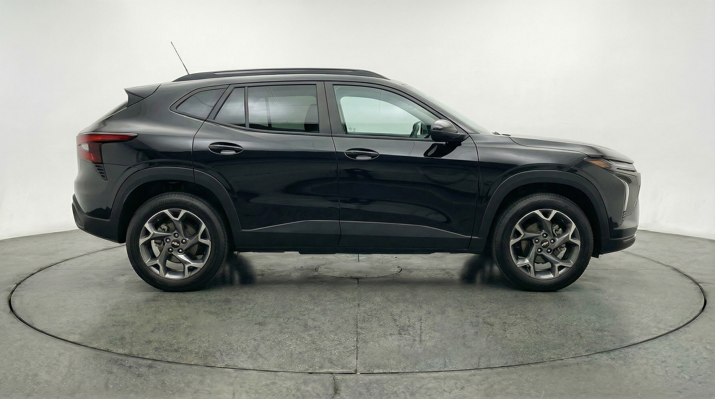Thumbnail: 2025 Chevrolet Trax - 11
