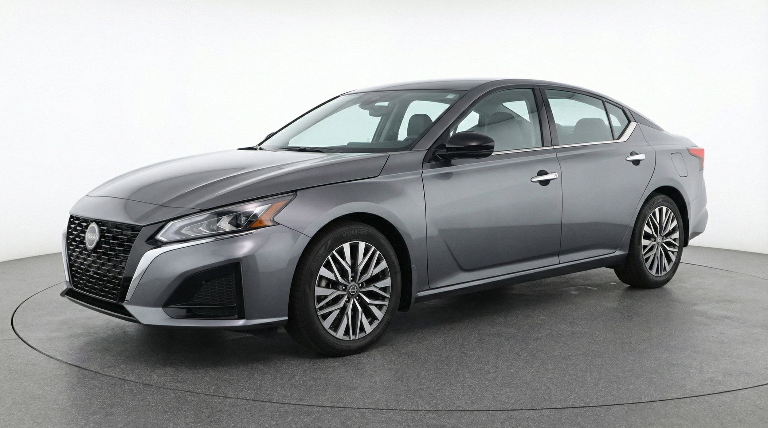 Thumbnail: 2025 Nissan Altima - 3