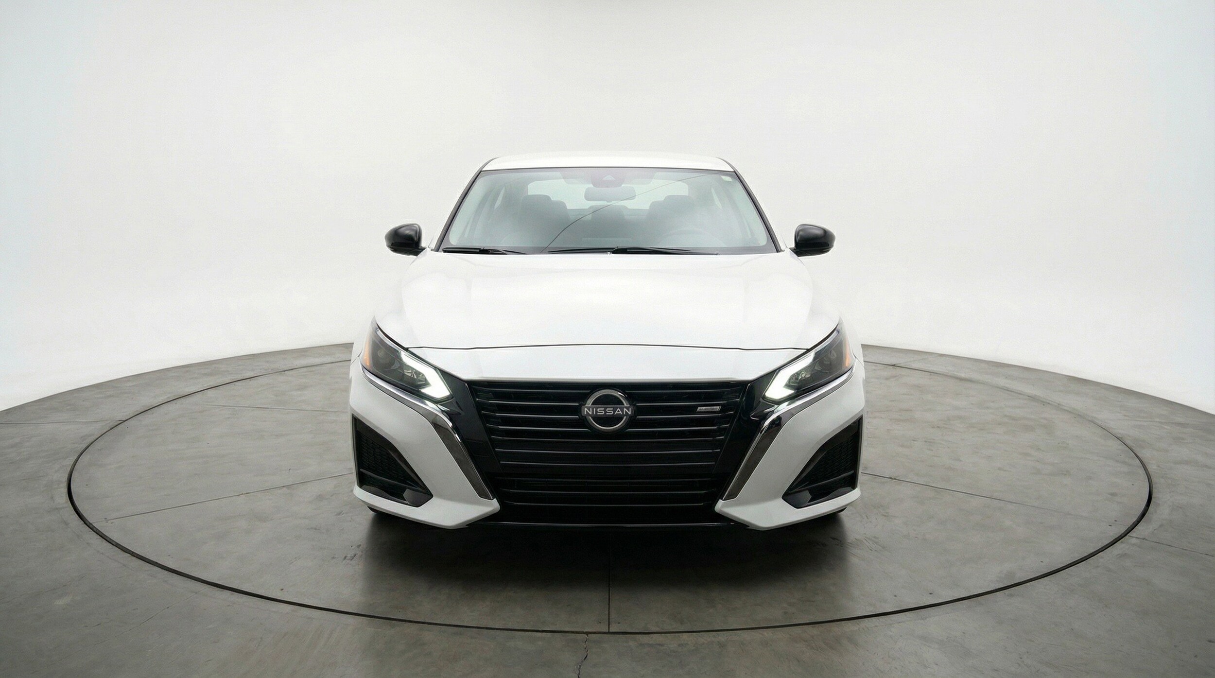 Thumbnail: 2025 Nissan Altima - 2