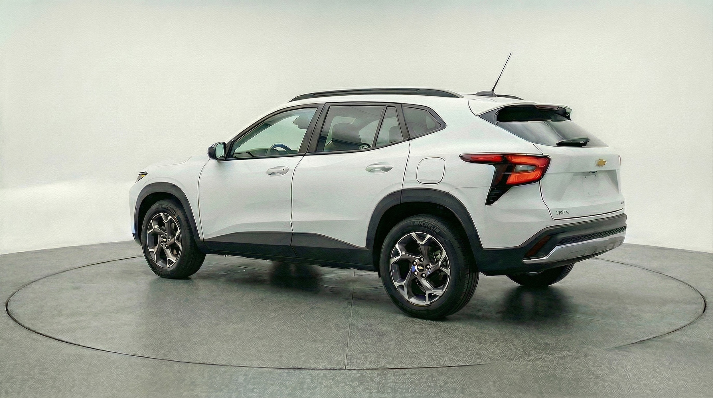 Thumbnail: 2025 Chevrolet Trax - 6