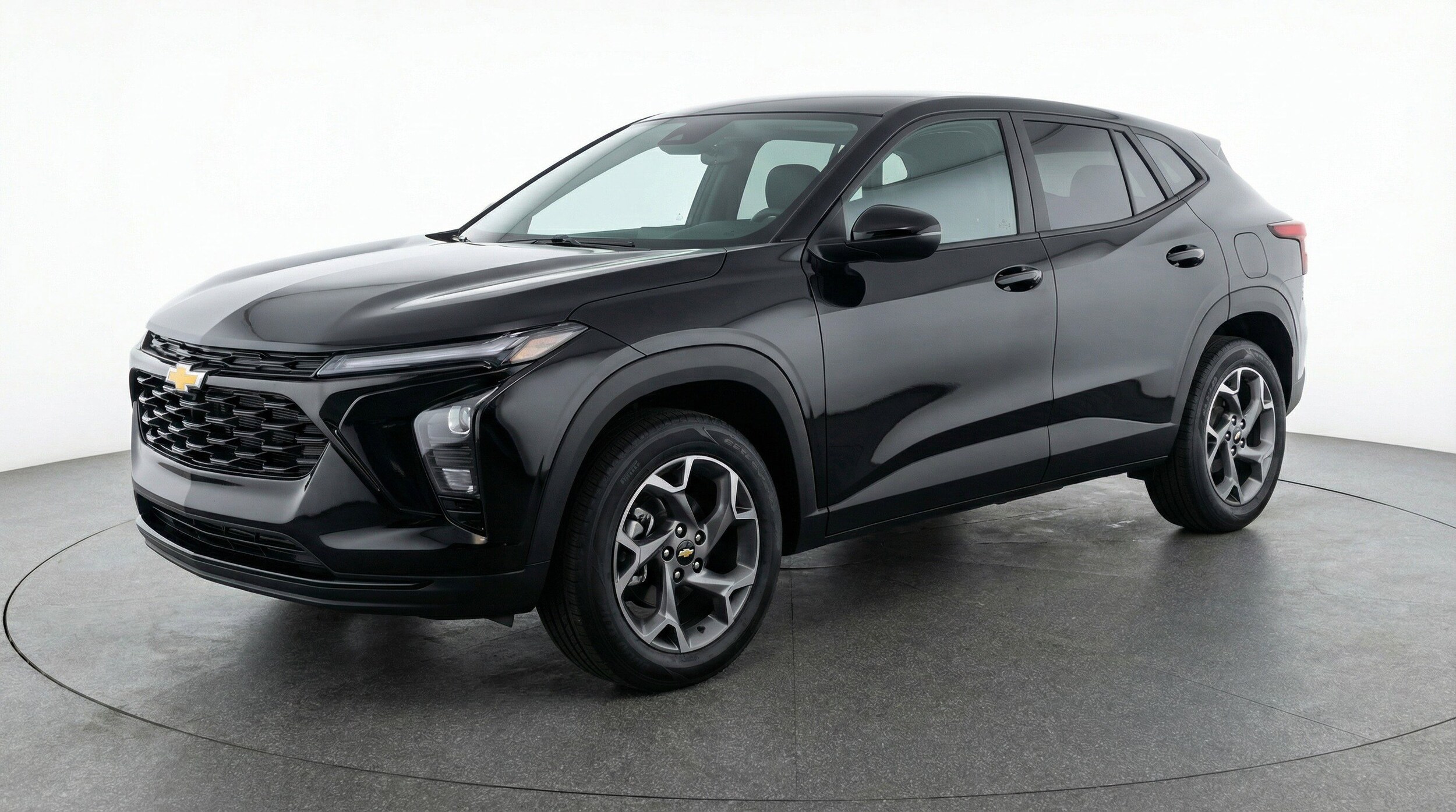 Thumbnail: 2025 Chevrolet Trax - 3