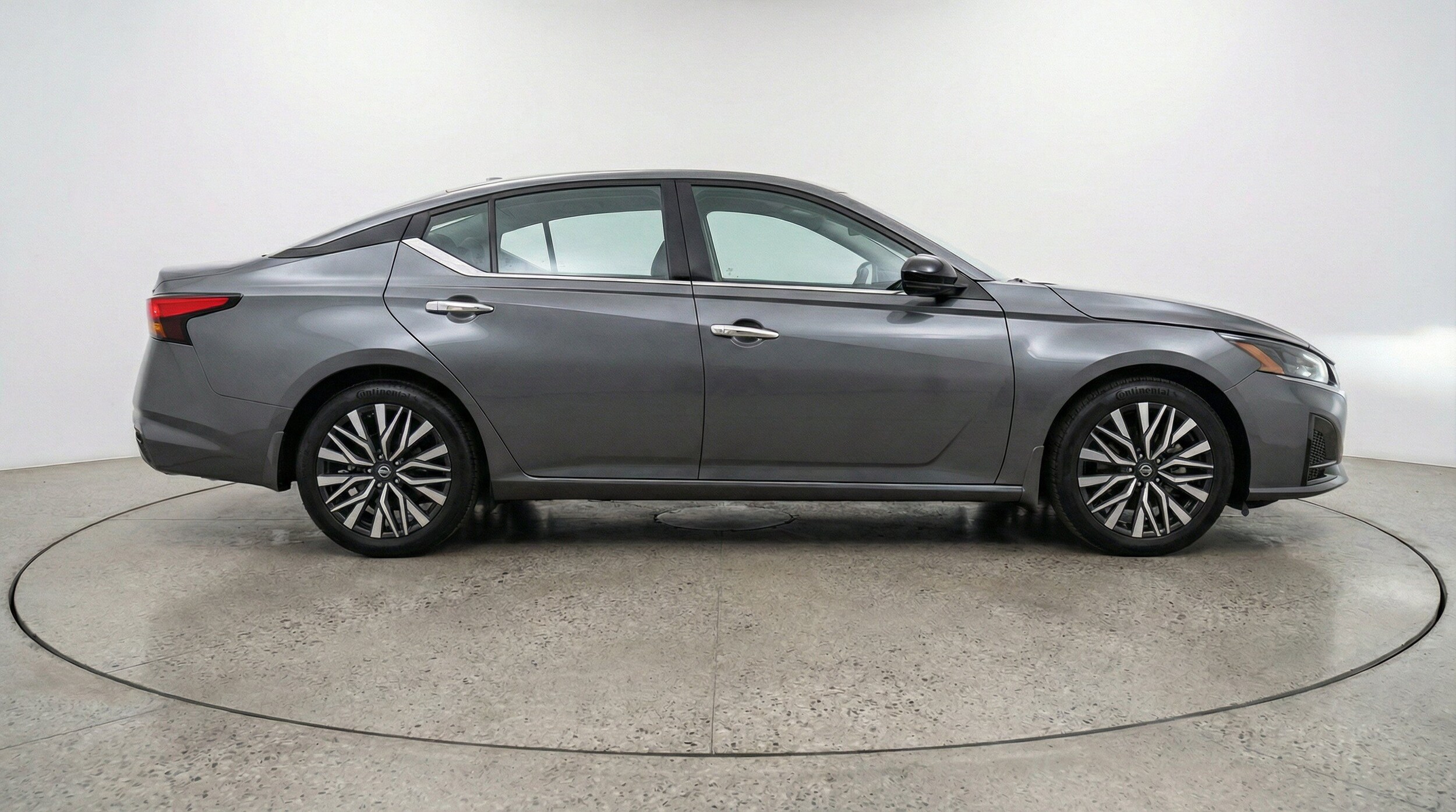 Thumbnail: 2025 Nissan Altima - 11