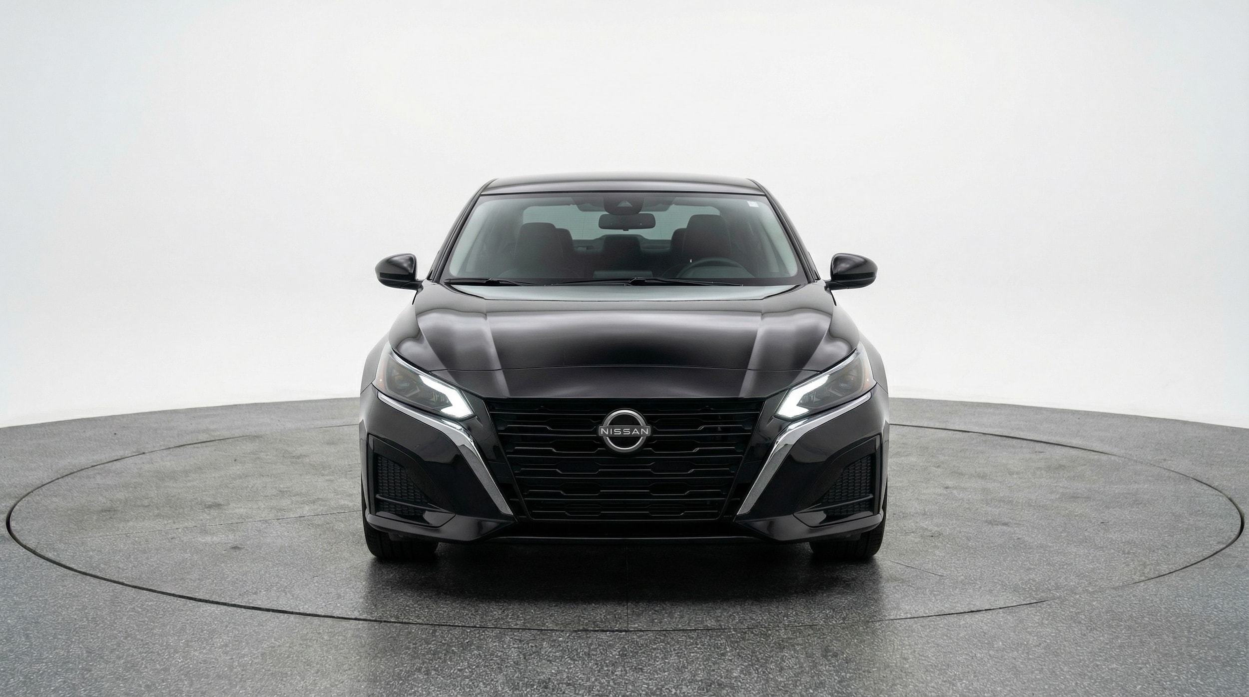 Thumbnail: 2025 Nissan Altima - 2