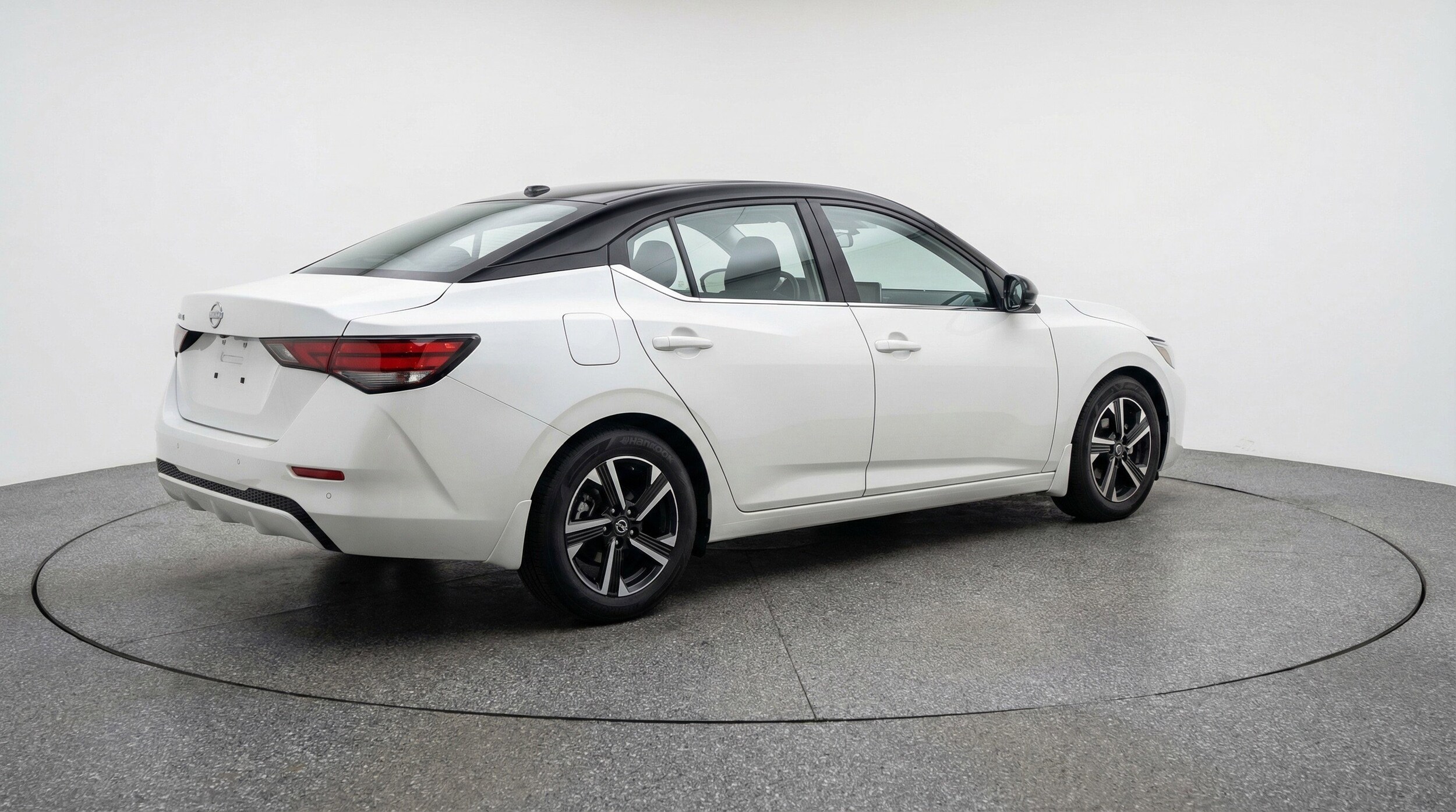 Thumbnail: 2025 Nissan Sentra - 9