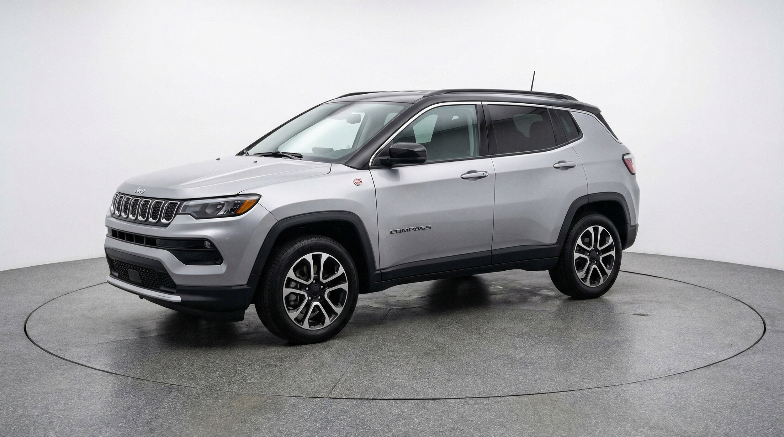 Thumbnail: 2025 Jeep Compass - 3