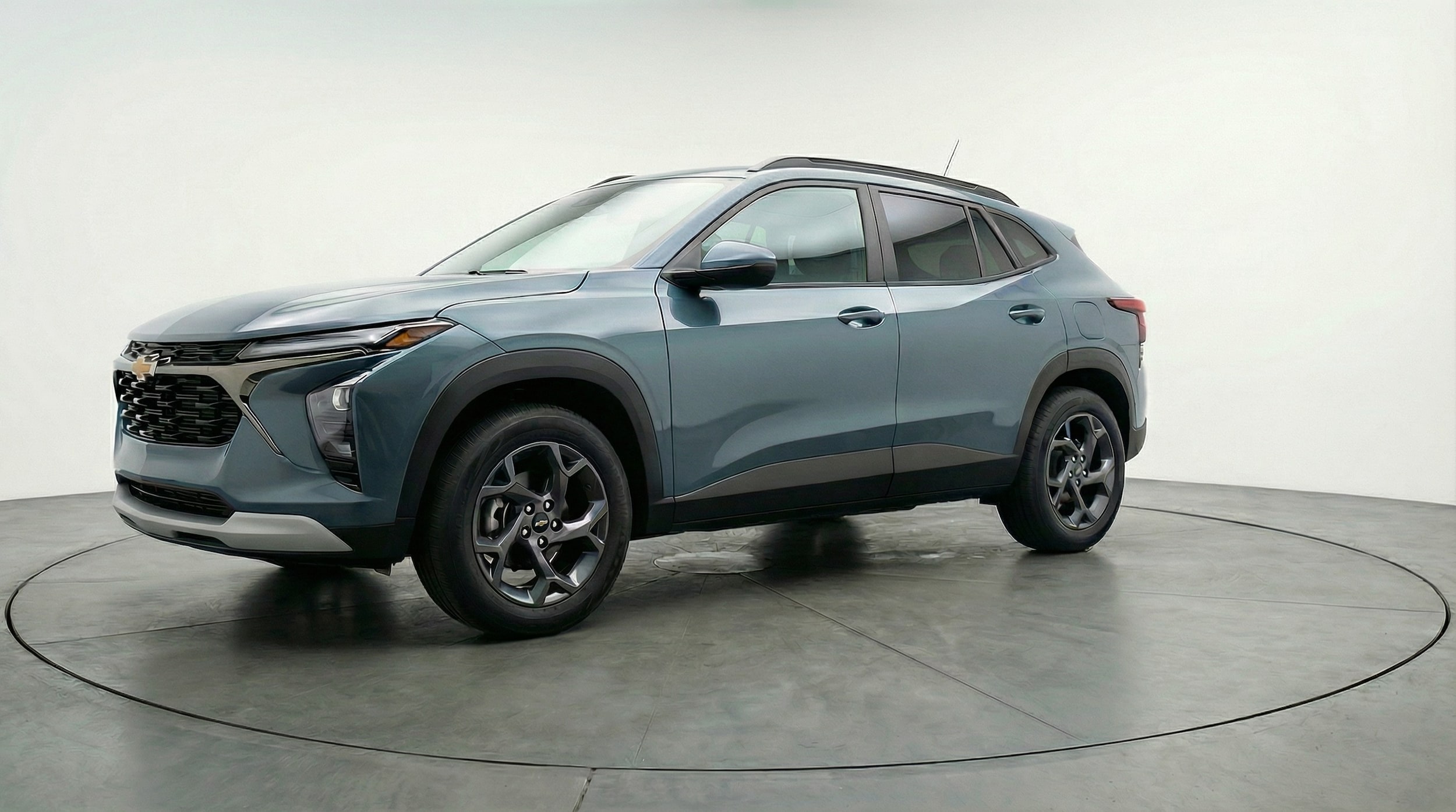 Thumbnail: 2025 Chevrolet Trax - 3