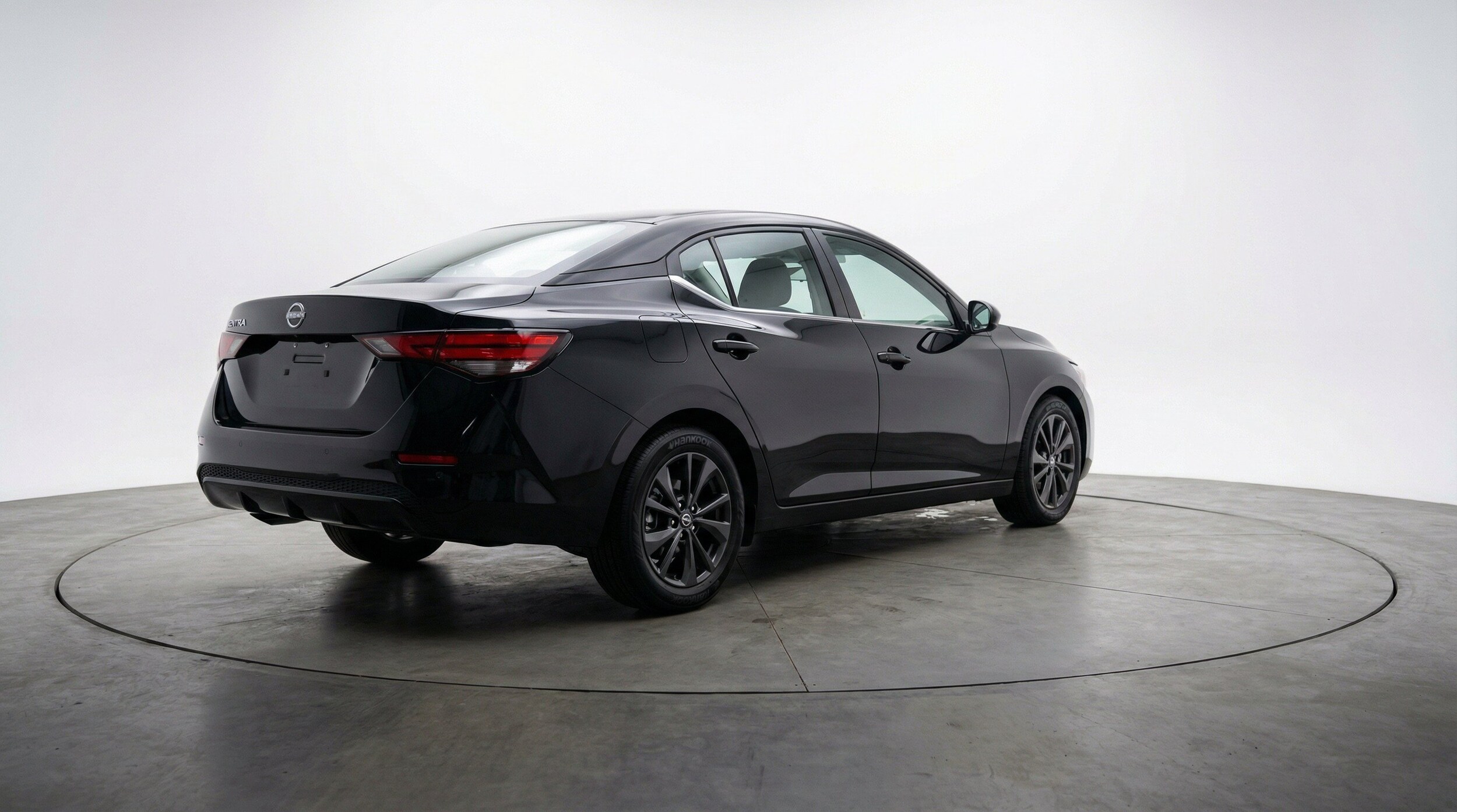 Thumbnail: 2025 Nissan Sentra - 9