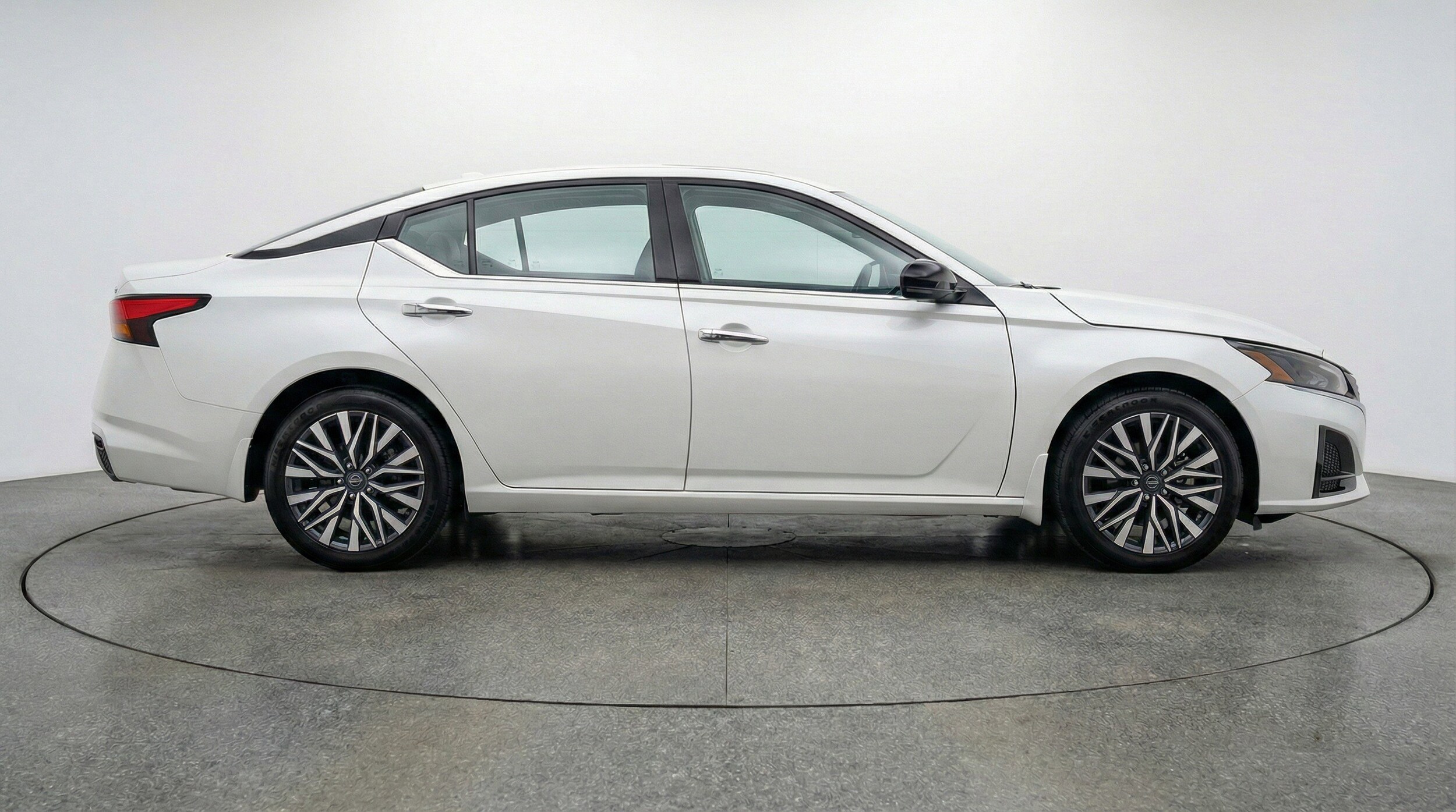 Thumbnail: 2025 Nissan Altima - 11