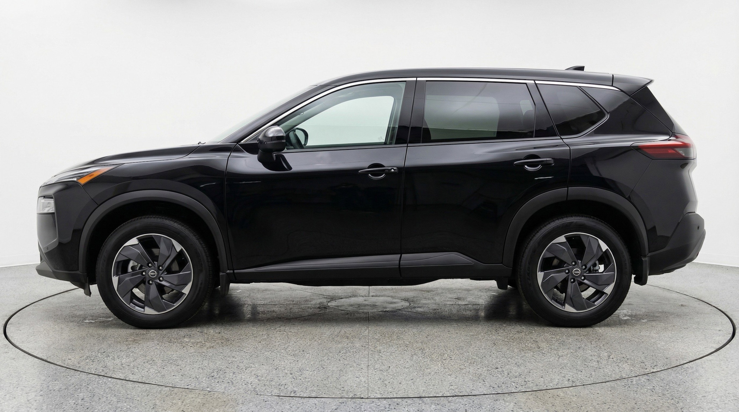 Thumbnail: 2025 Nissan Rogue - 5