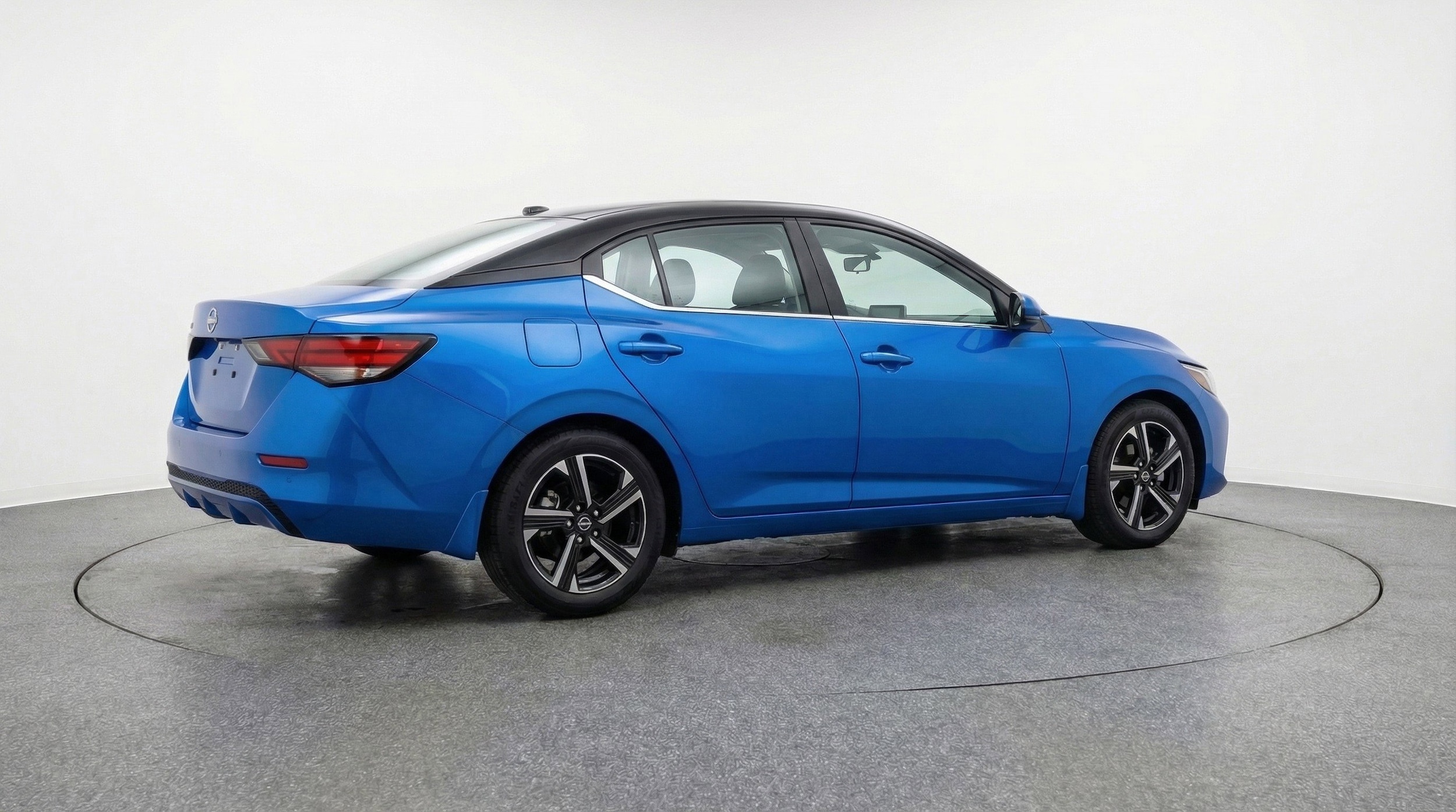 Thumbnail: 2025 Nissan Sentra - 9