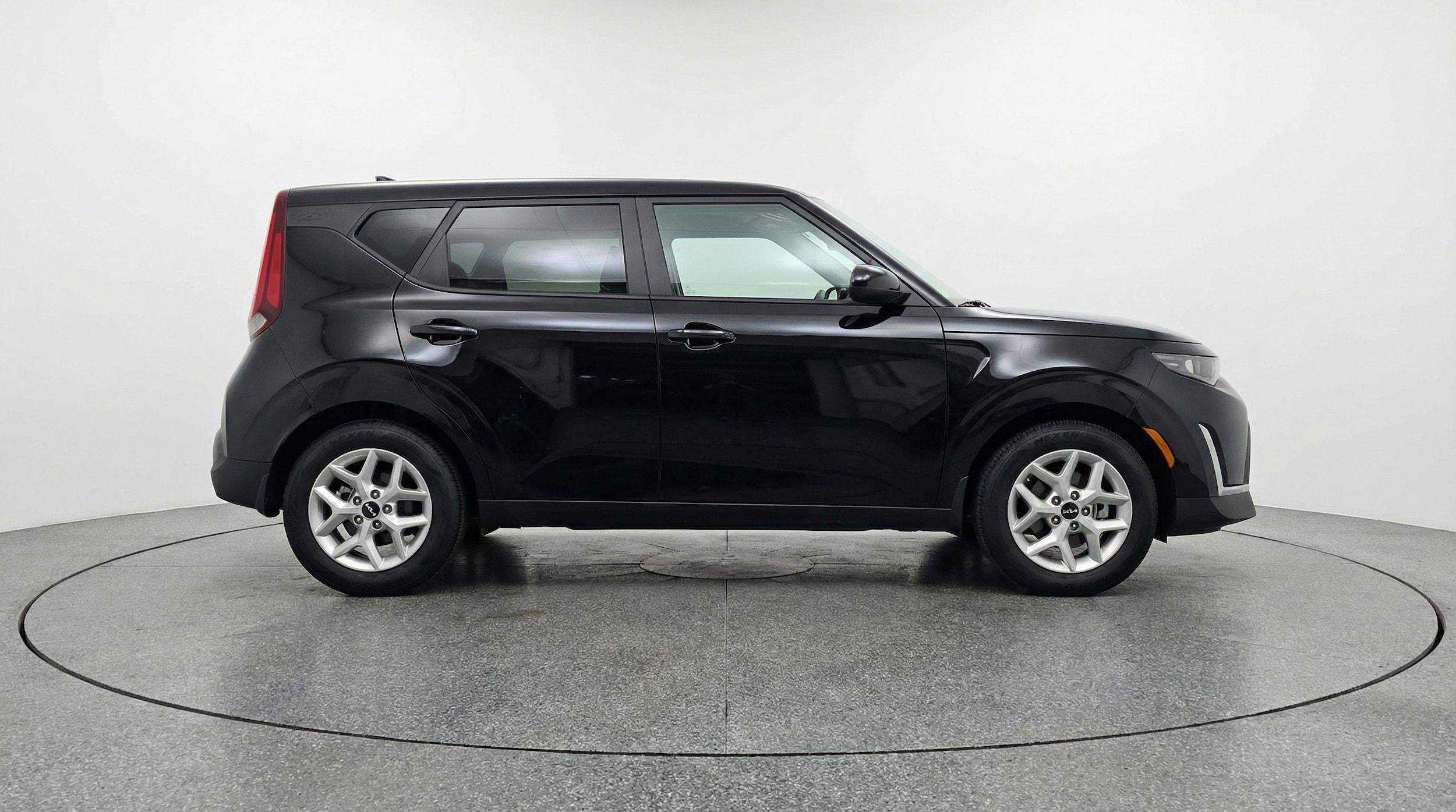 Thumbnail: 2025 Kia Soul - 8