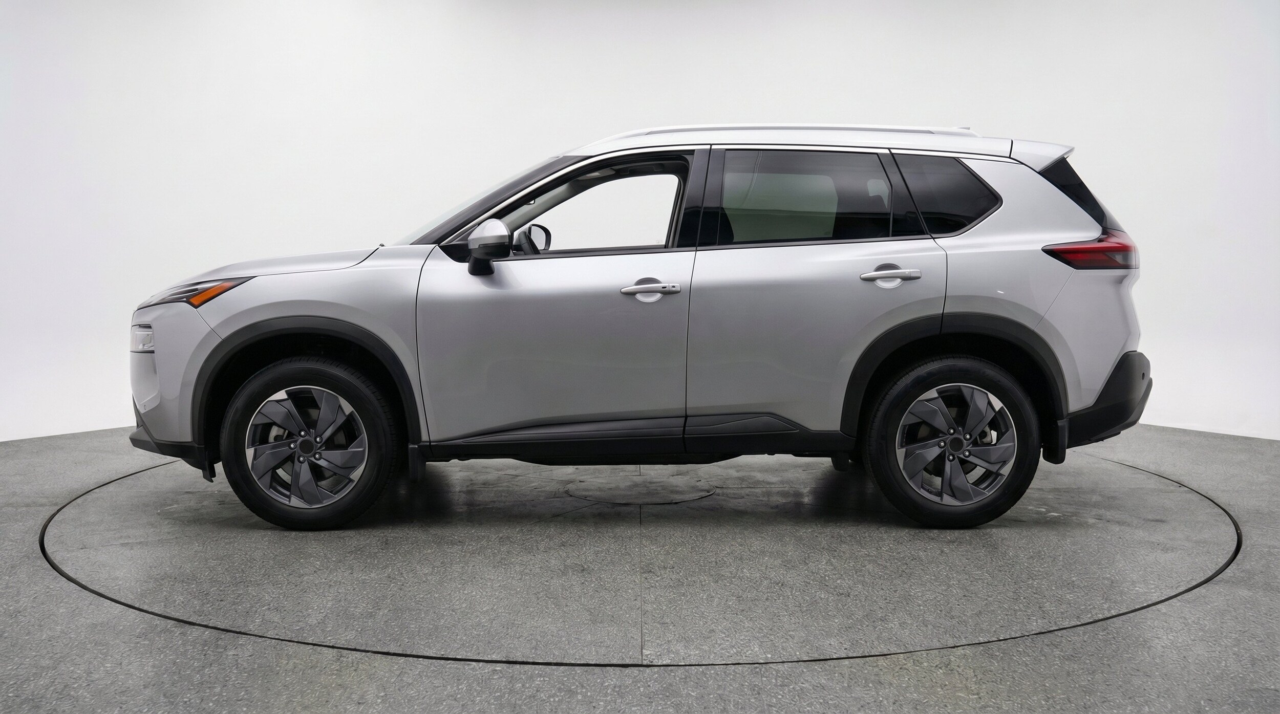 Thumbnail: 2025 Nissan Rogue - 5
