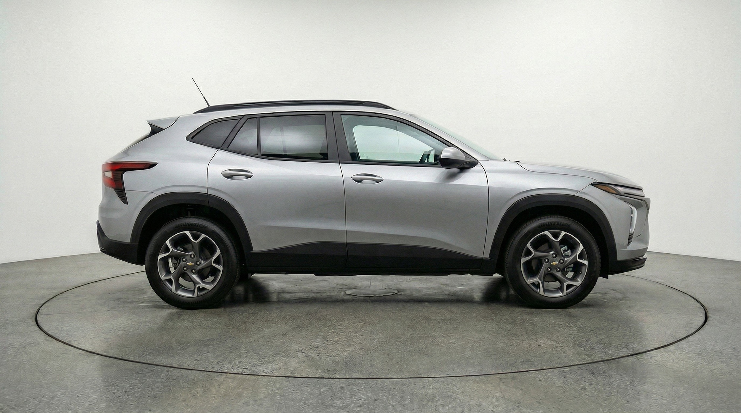 Thumbnail: 2025 Chevrolet Trax - 11