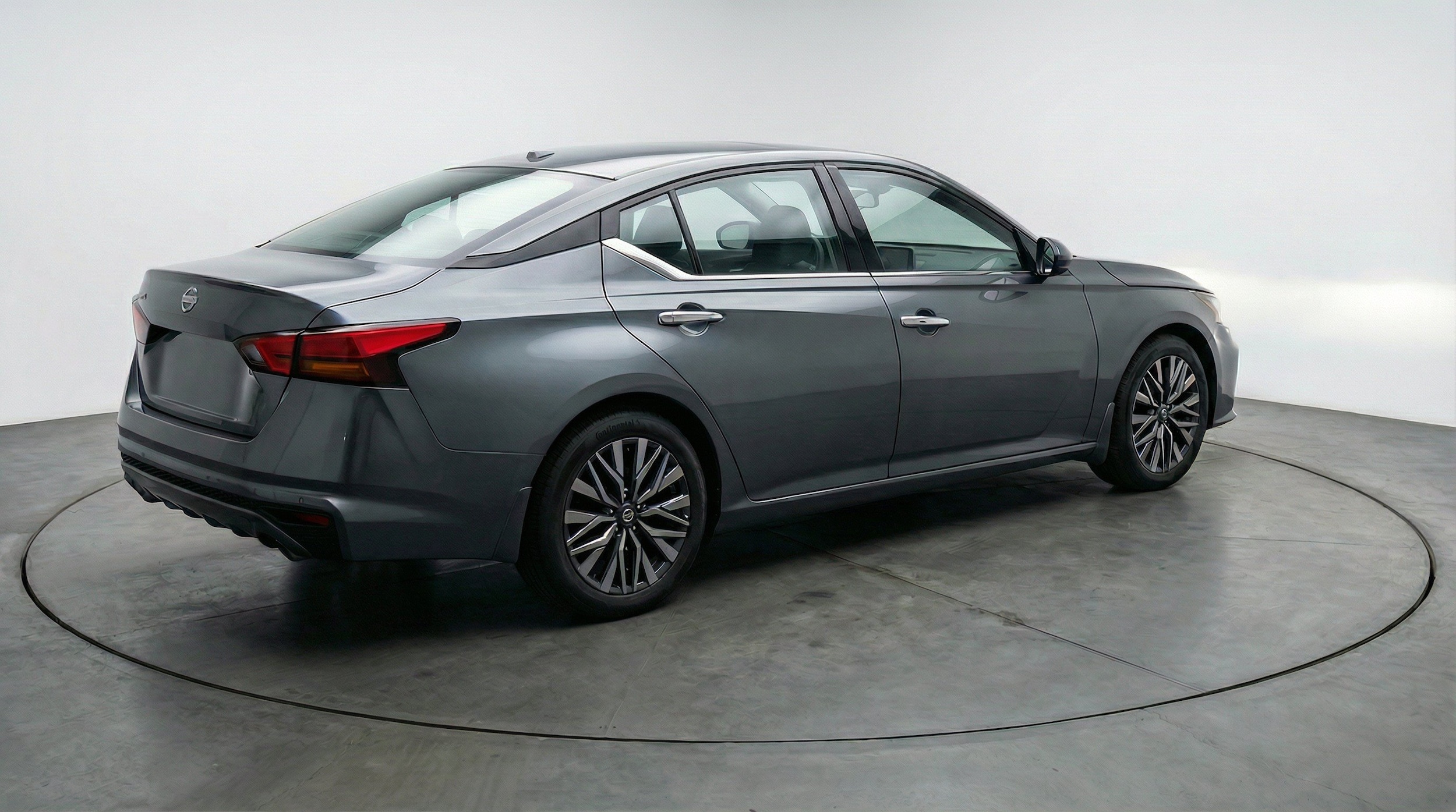 Thumbnail: 2025 Nissan Altima - 9