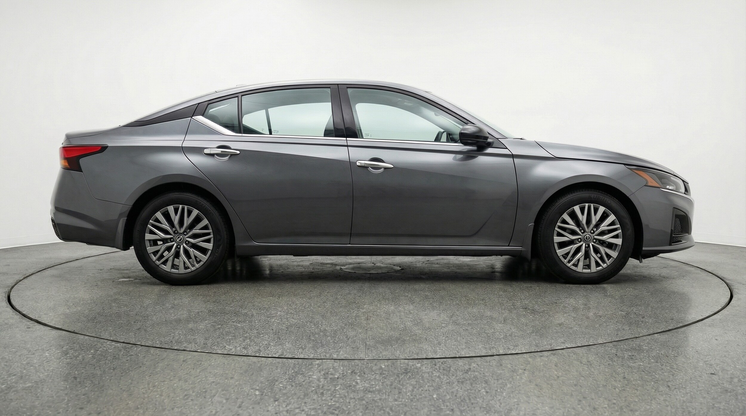 Thumbnail: 2025 Nissan Altima - 8