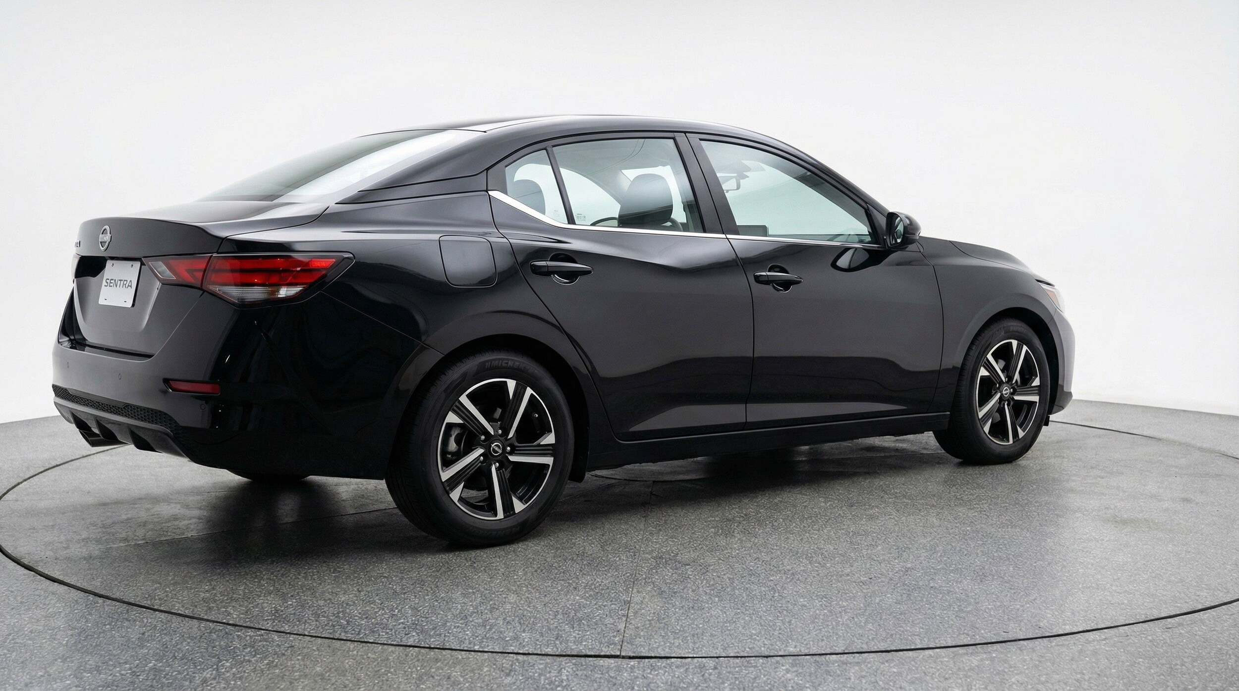 Thumbnail: 2025 Nissan Sentra - 9