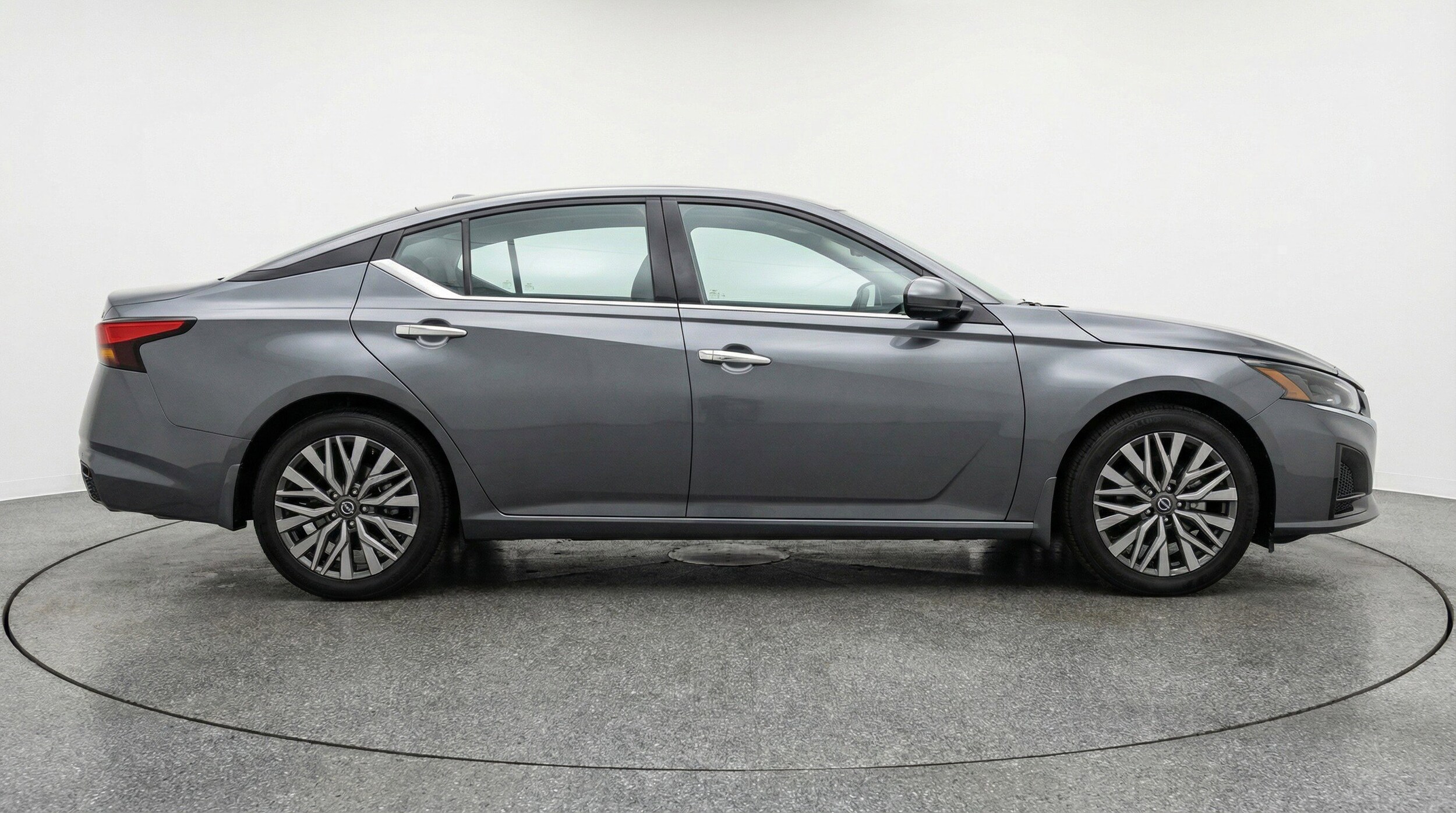 Thumbnail: 2025 Nissan Altima - 11