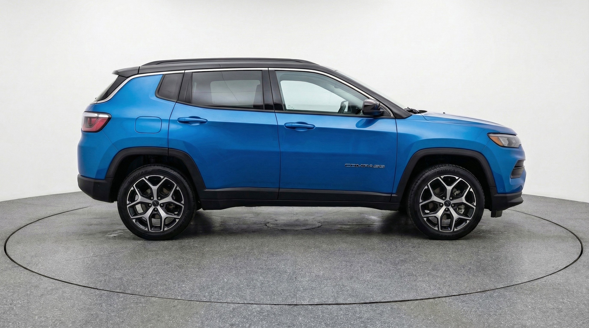 Thumbnail: 2025 Jeep Compass - 11