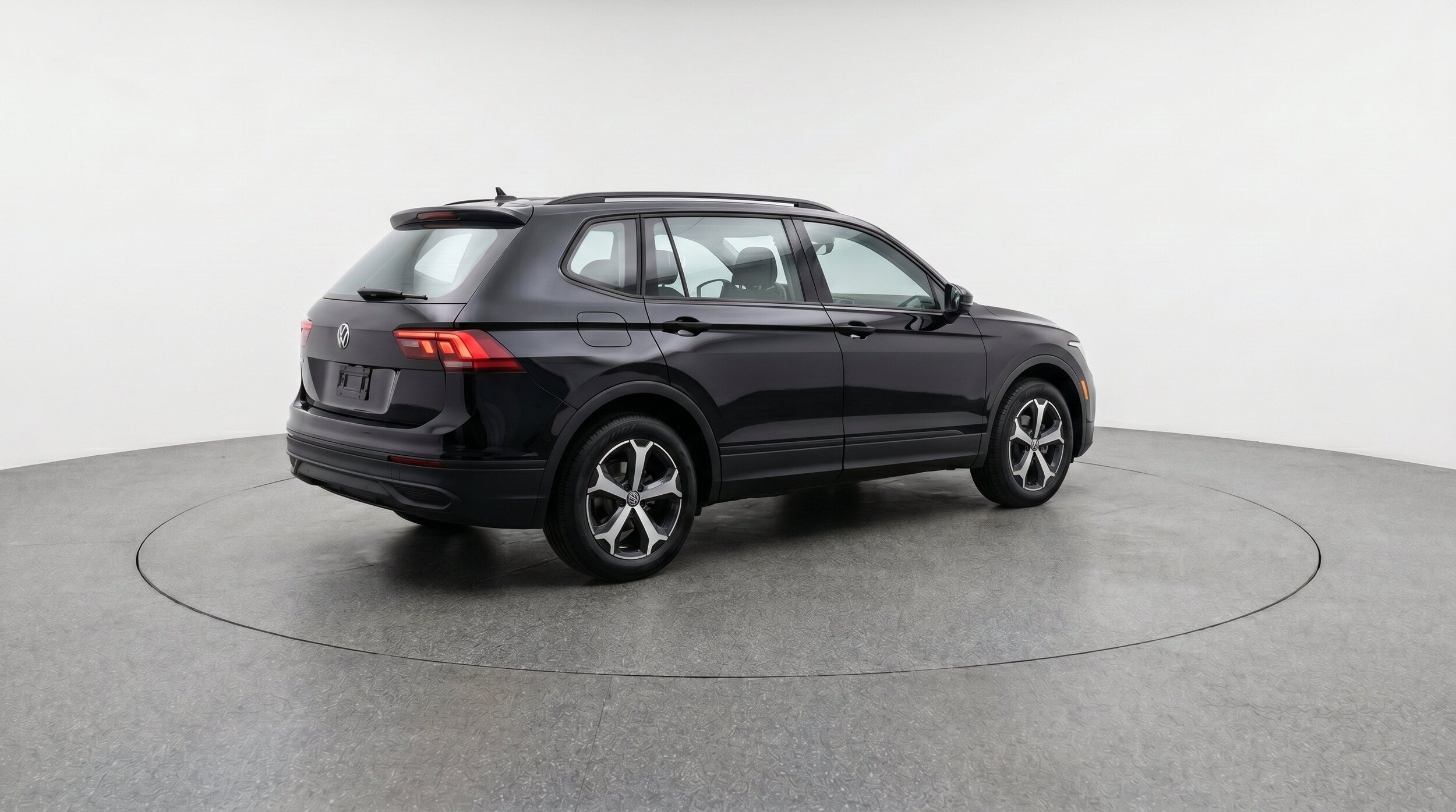 Thumbnail: 2026 Volkswagen Tiguan - 9