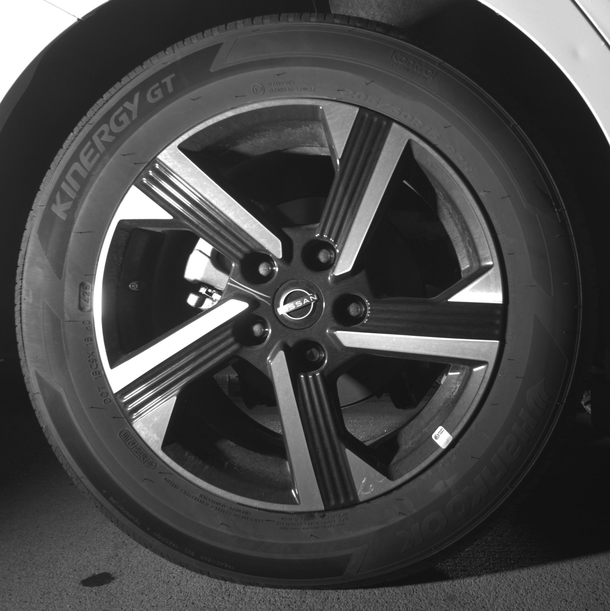 Thumbnail: 2025 Nissan Sentra - 15