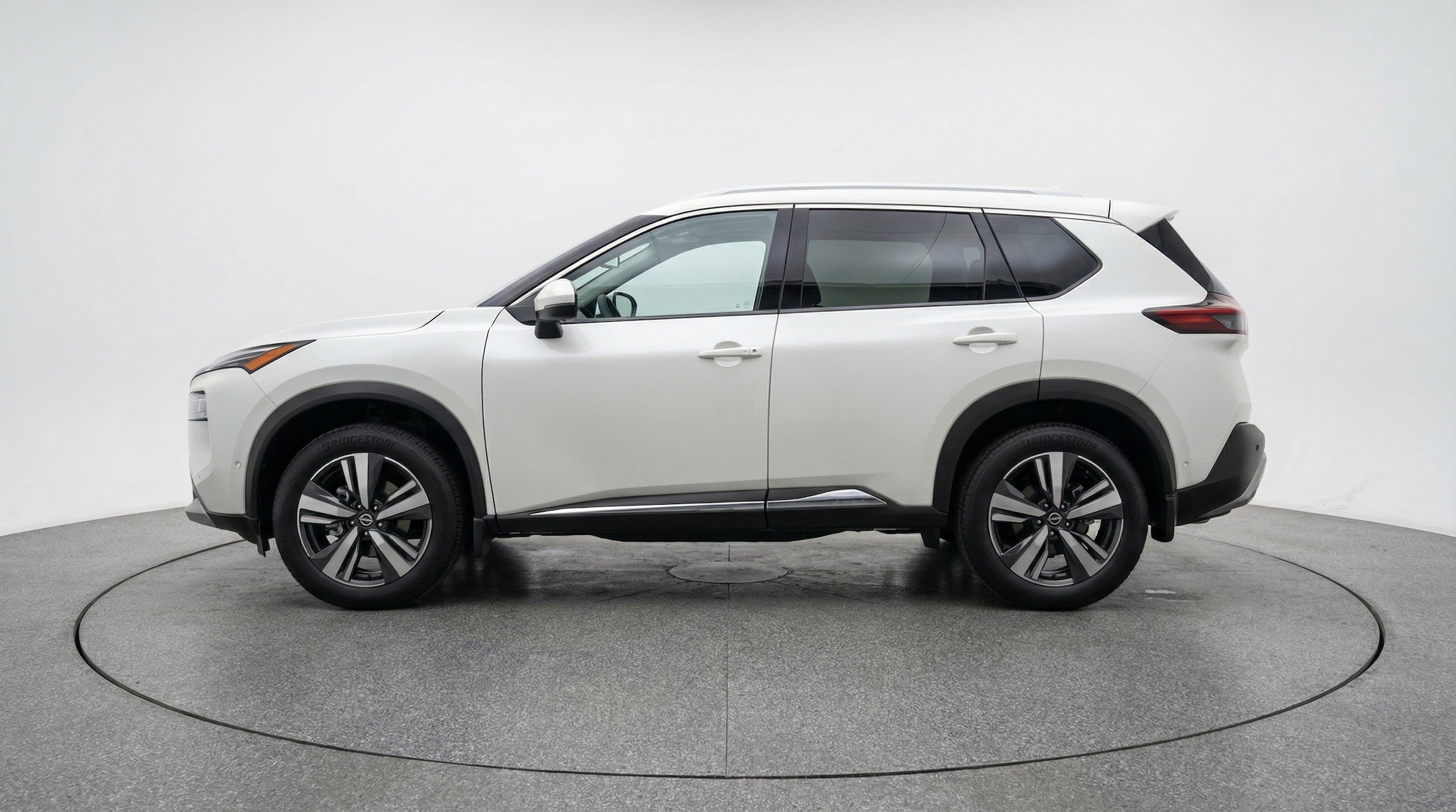 Thumbnail: 2026 Nissan Rogue - 5