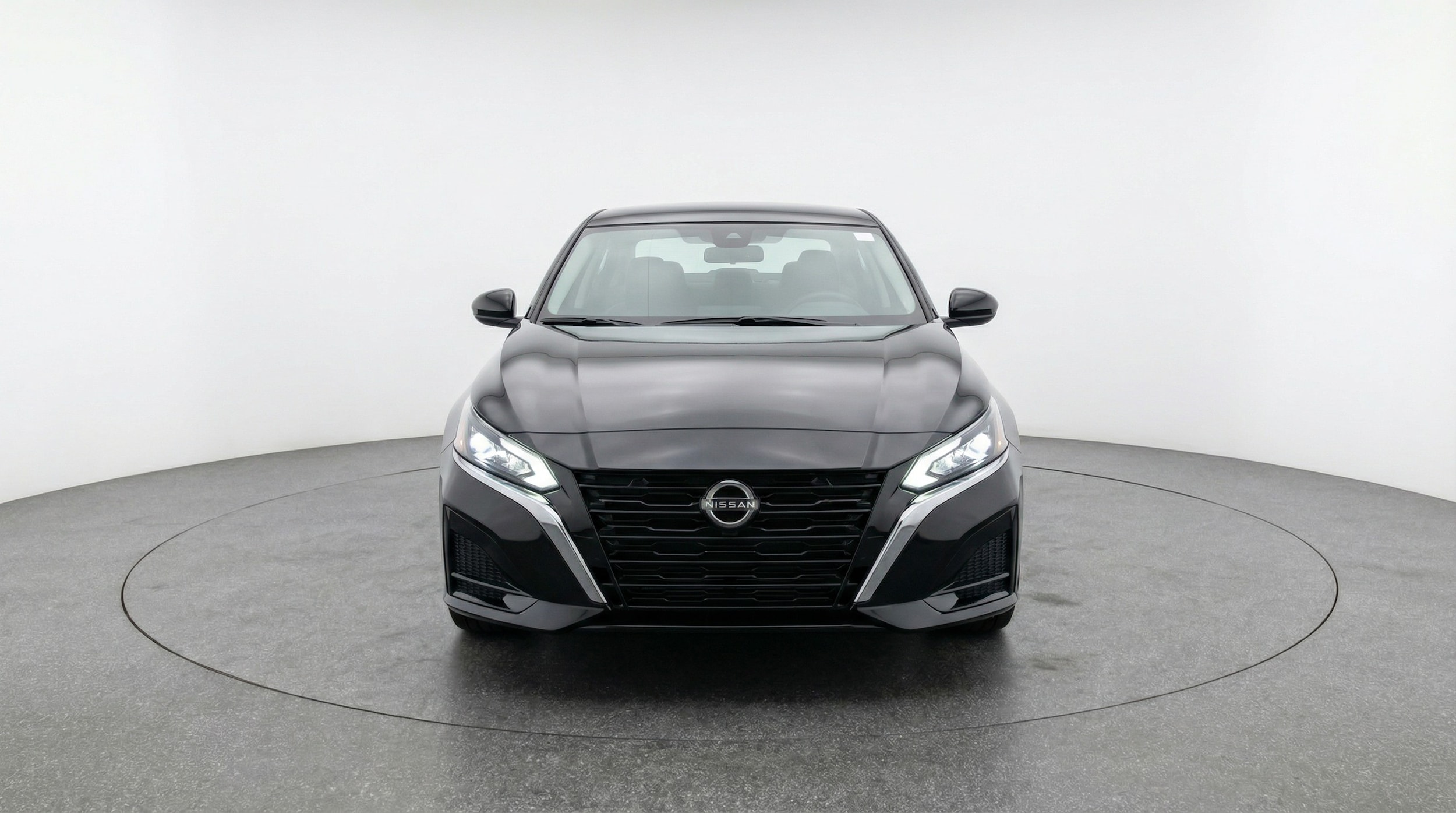 Thumbnail: 2025 Nissan Altima - 2