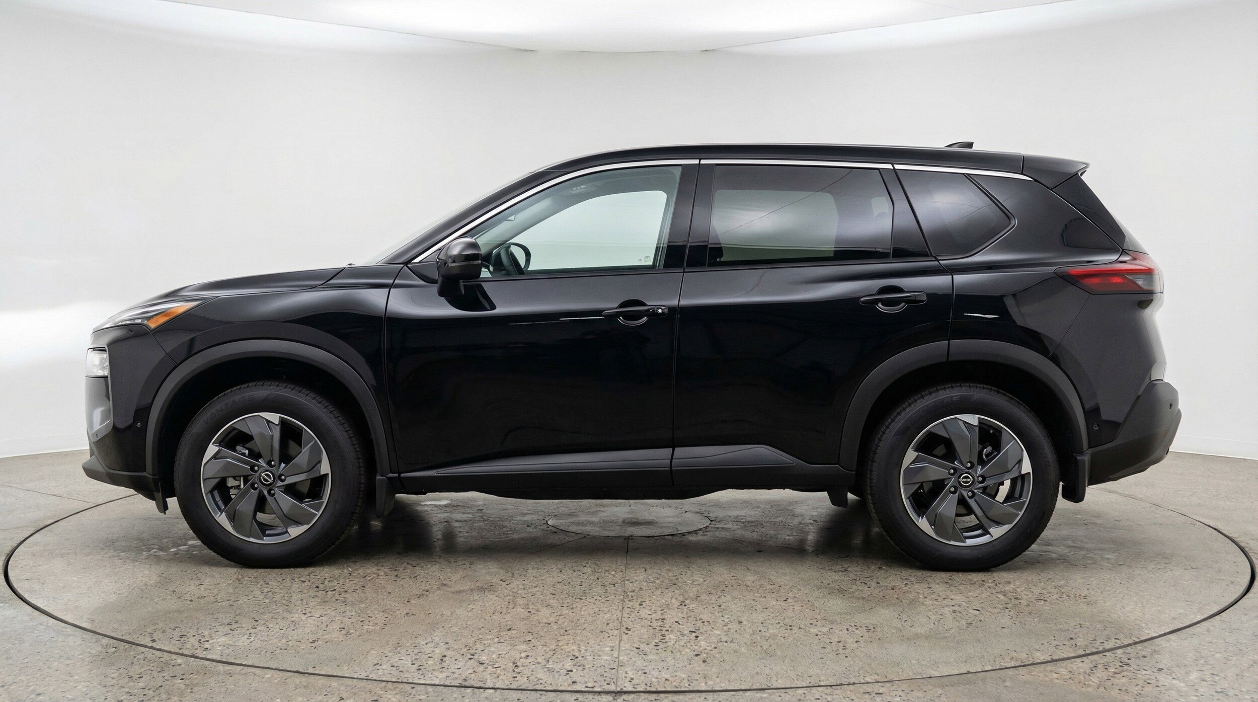 Thumbnail: 2025 Nissan Rogue - 5
