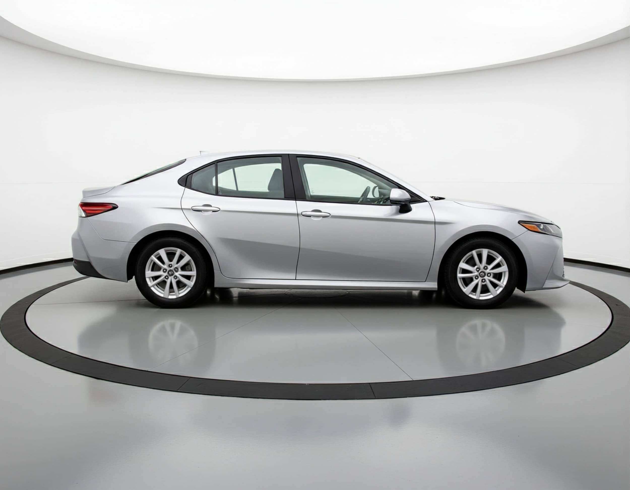 Thumbnail: 2025 Toyota Camry - 8