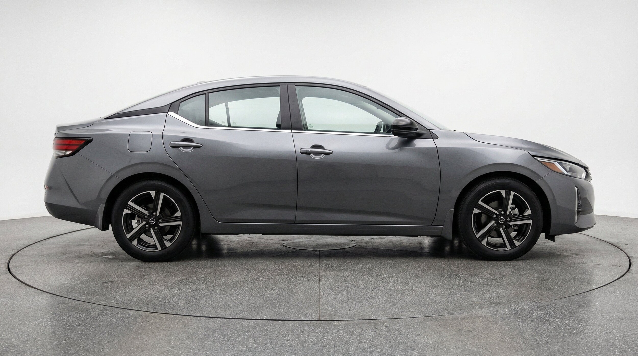 Thumbnail: 2025 Nissan Sentra - 11