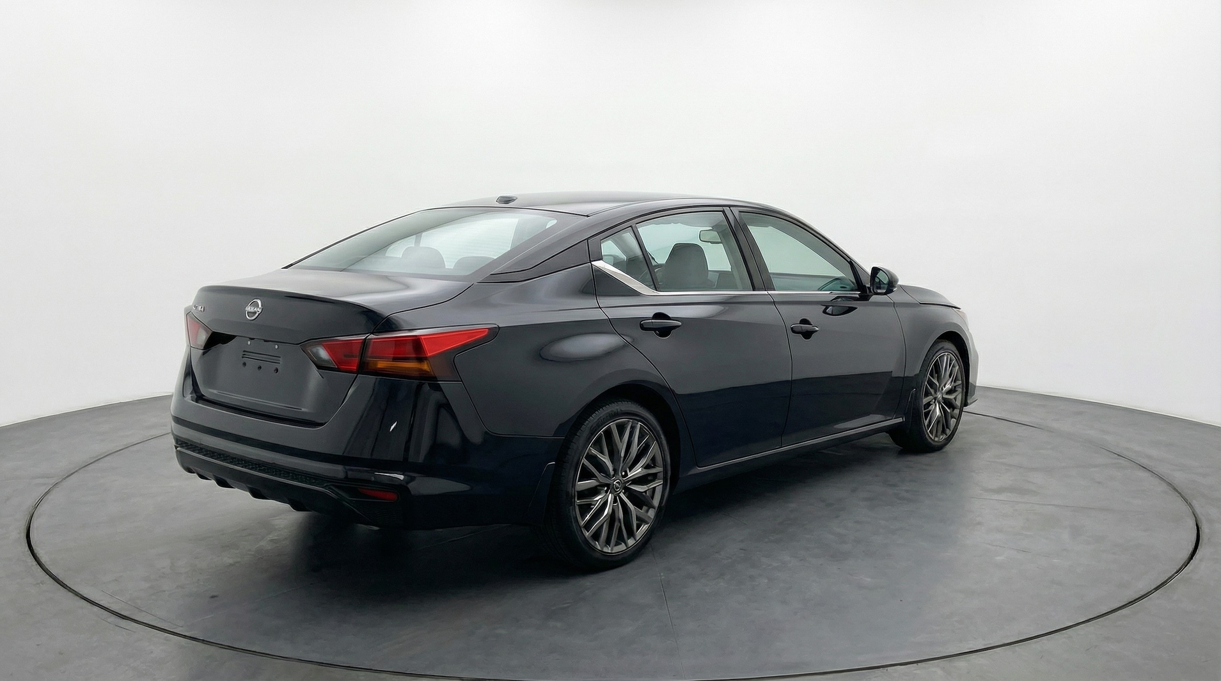 Thumbnail: 2025 Nissan Altima - 7