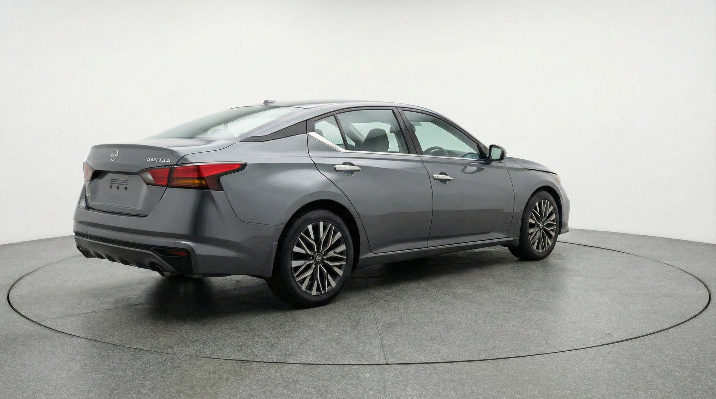 Thumbnail: 2025 Nissan Altima - 9