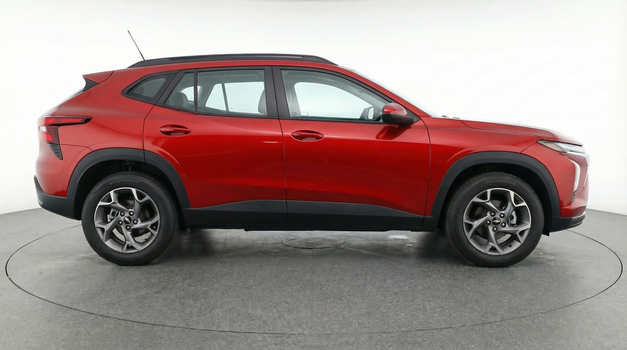 Thumbnail: 2025 Chevrolet Trax - 8