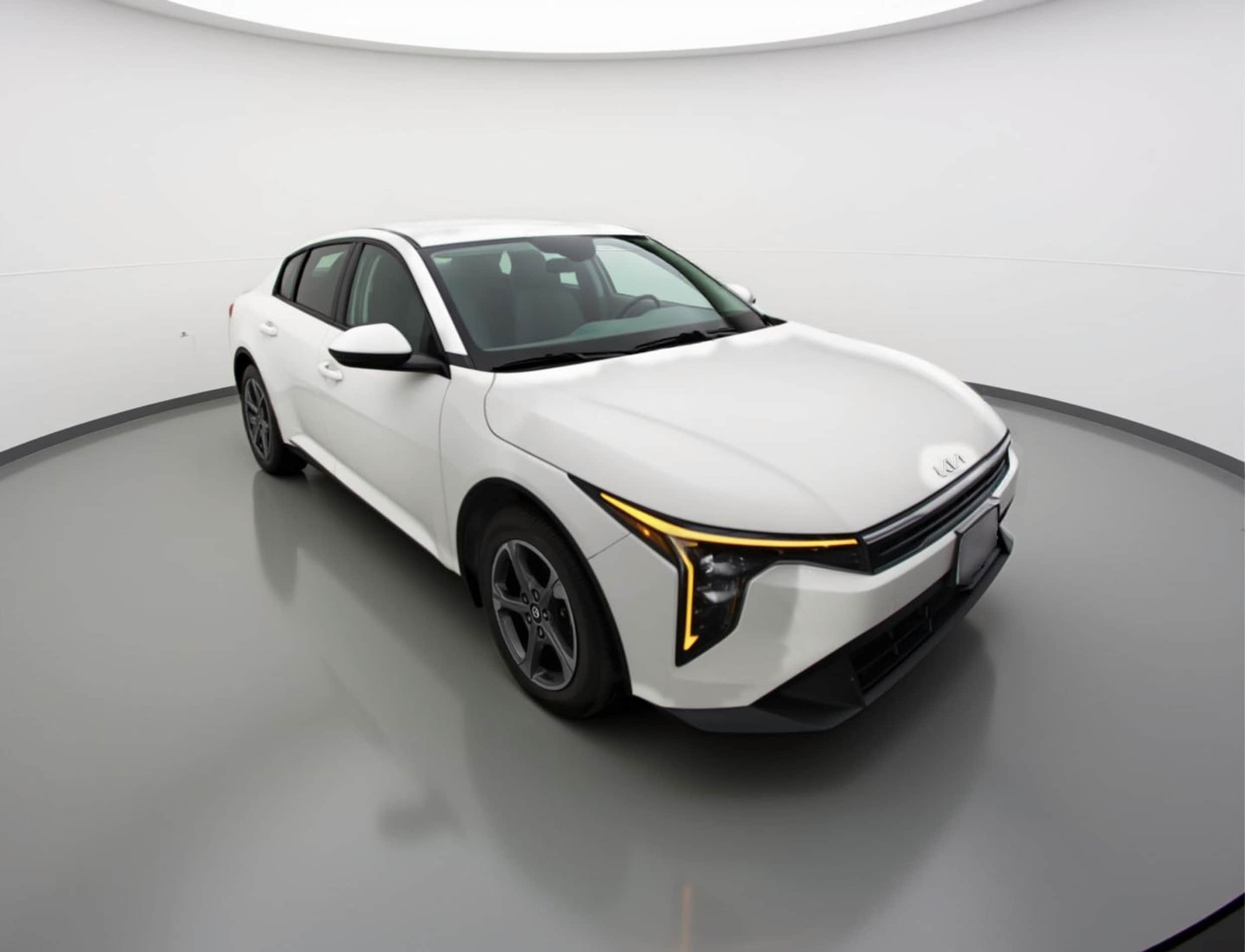 Thumbnail: 2025 Kia K4 - 1