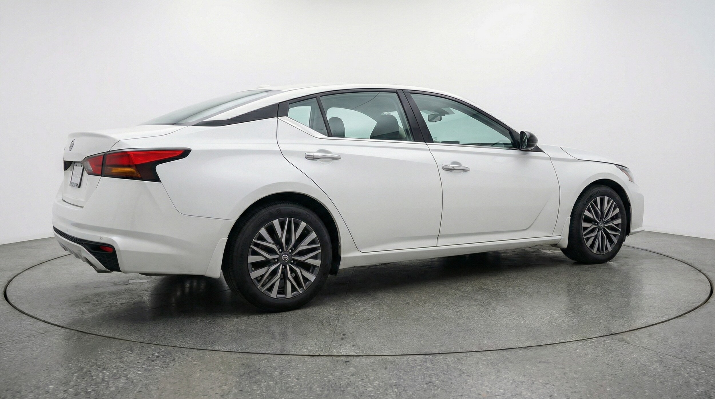 Thumbnail: 2025 Nissan Altima - 7