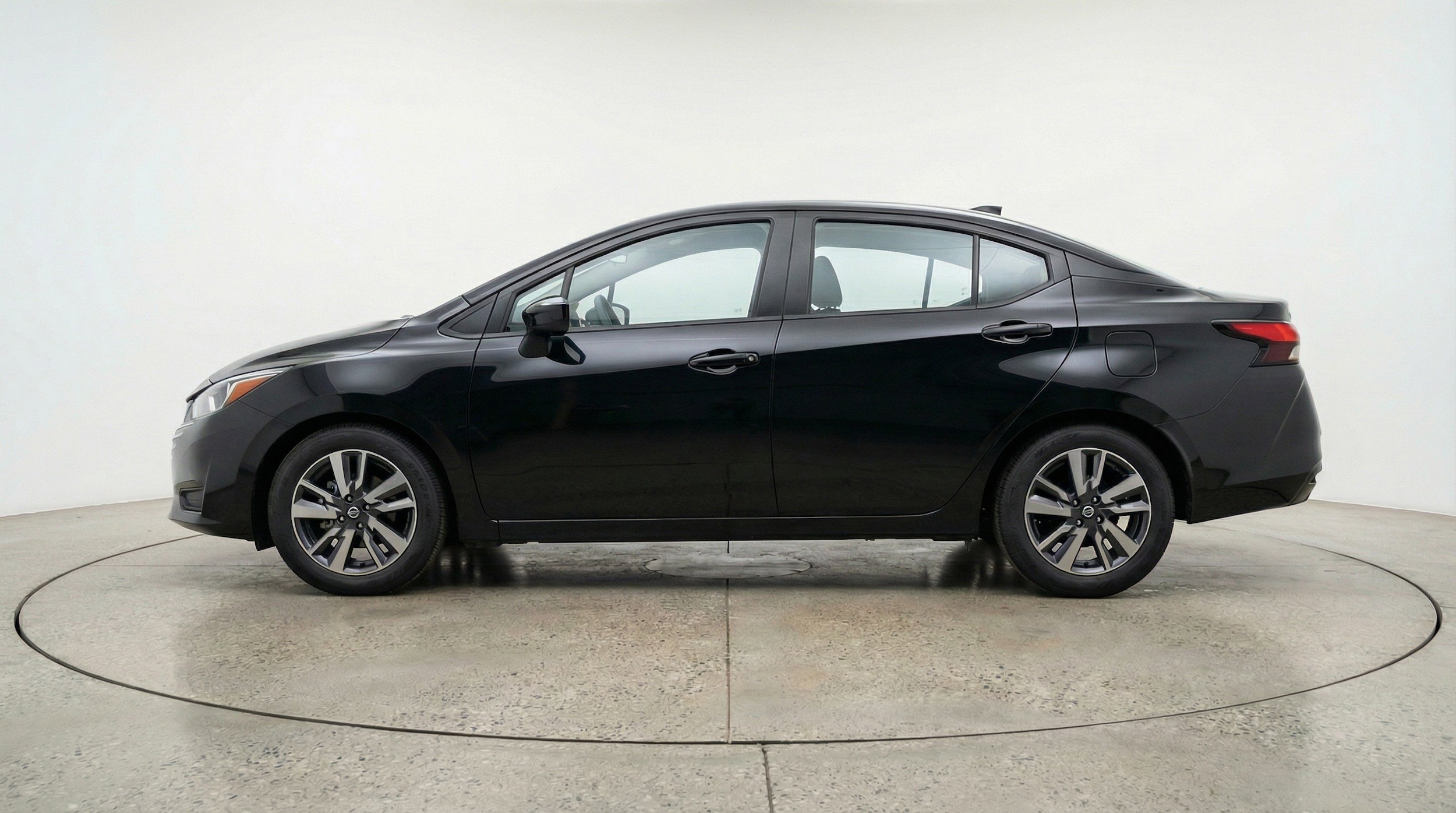 Thumbnail: 2025 Nissan Versa - 5