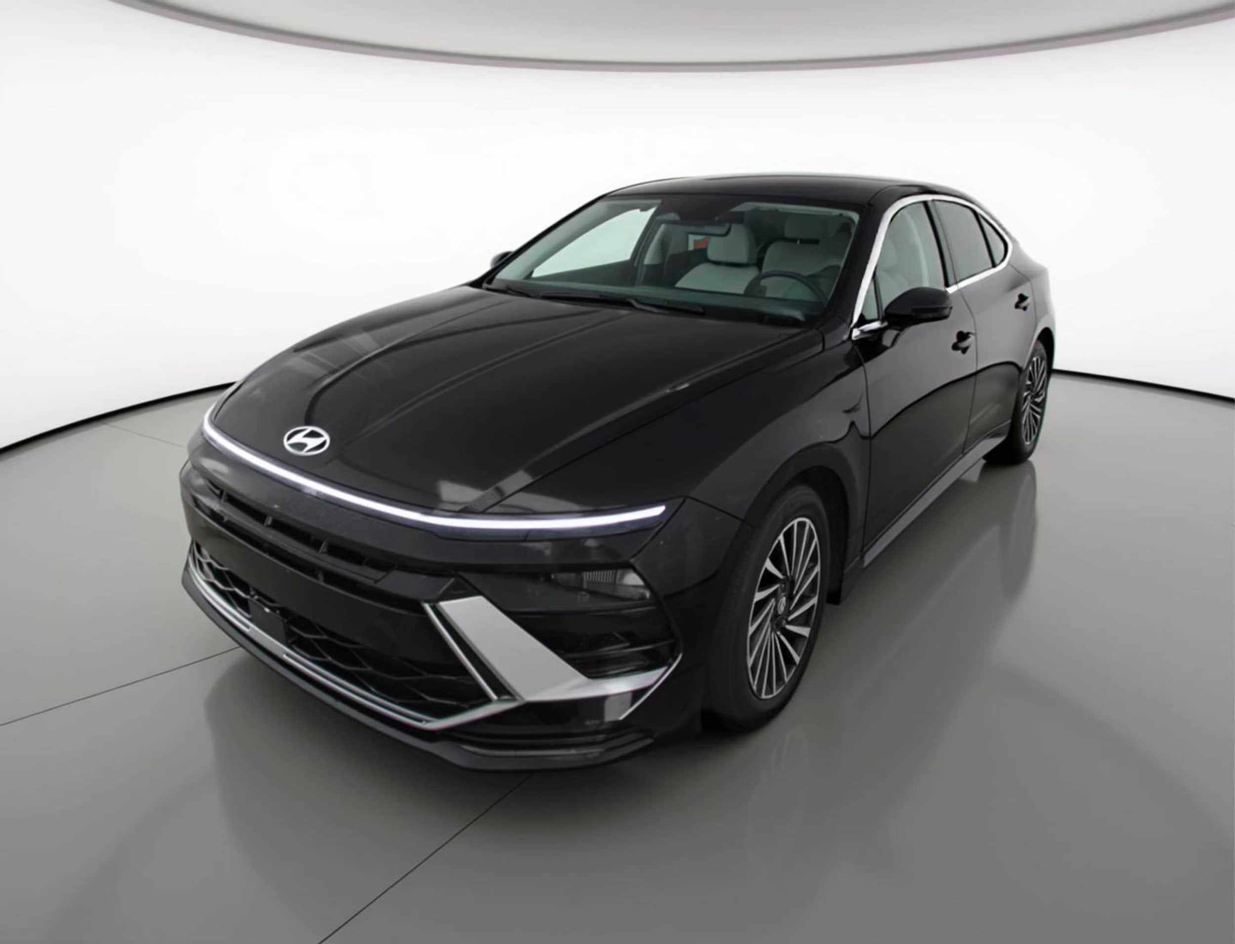 Thumbnail: 2025 Hyundai Sonata - 3